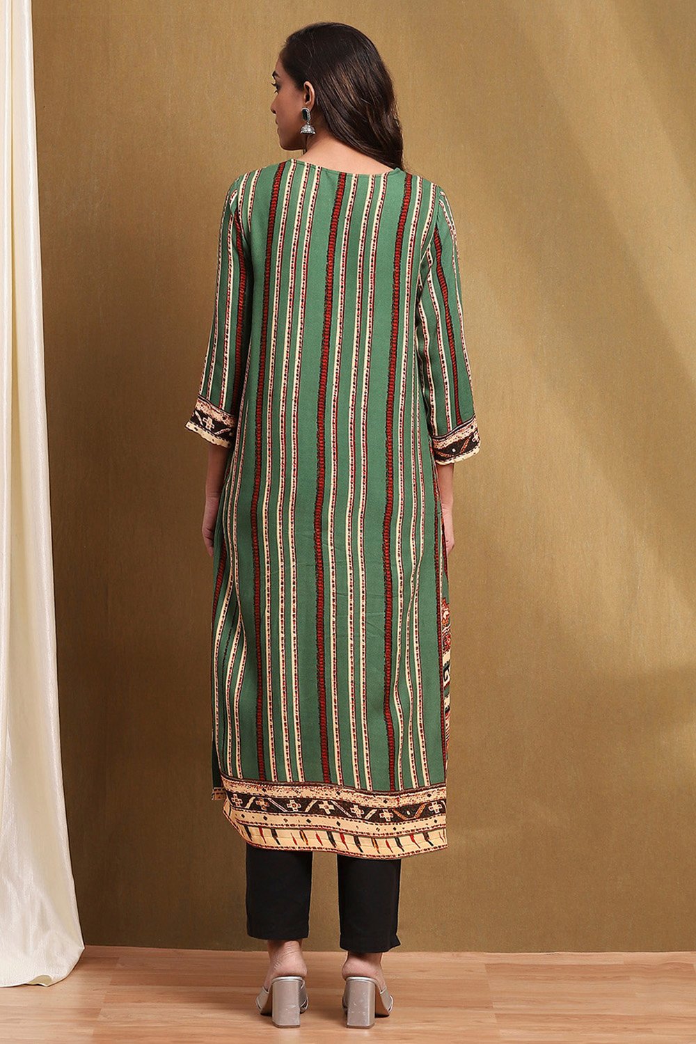 Red-Green Straight Kurta image number 3