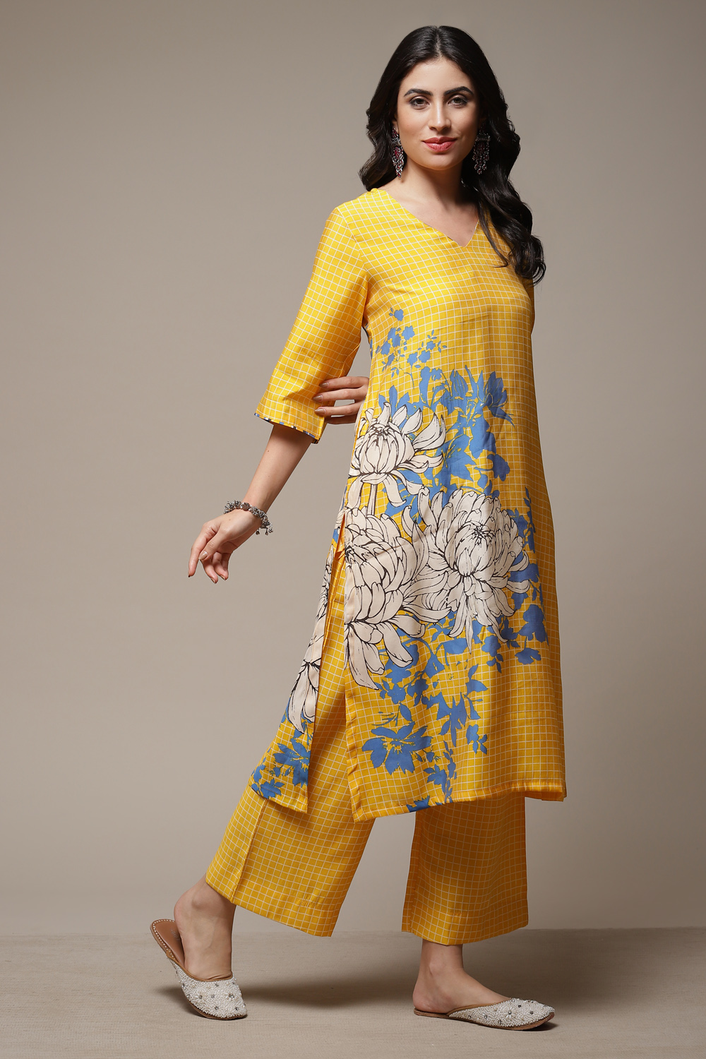 Yellow Viscose Straight Printed 2 Piece Set image number 4