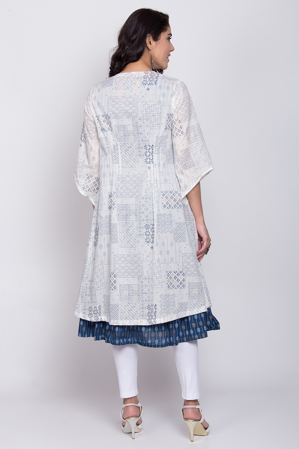 White And Indigo Cotton Front Open Printed Kurta image number 5