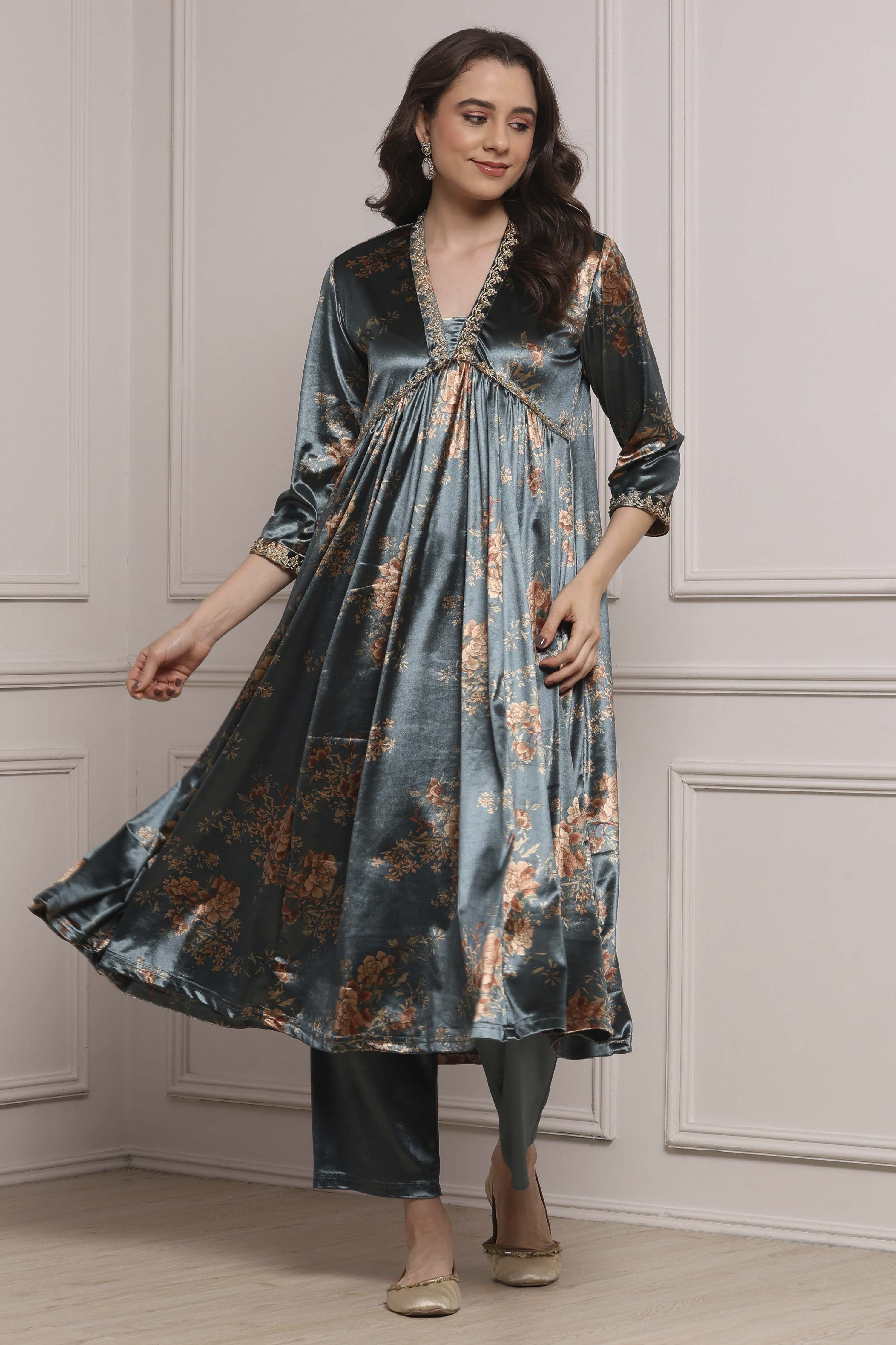 Green Blended Straight Printed Kurta Pants Set image number 0