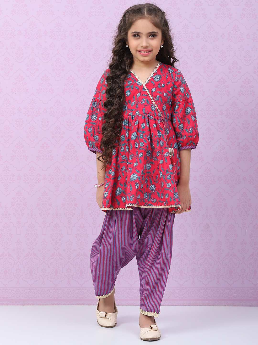 Pink Cotton Flared Printed Kurta Set image number 5