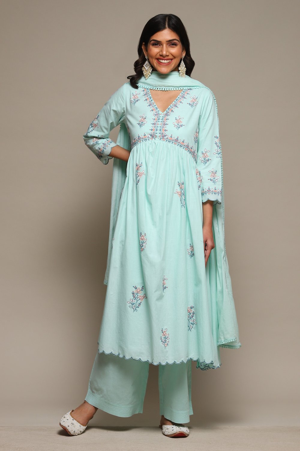 Aqua Cotton Gathered Kurta Palazzo Suit Set image number 7