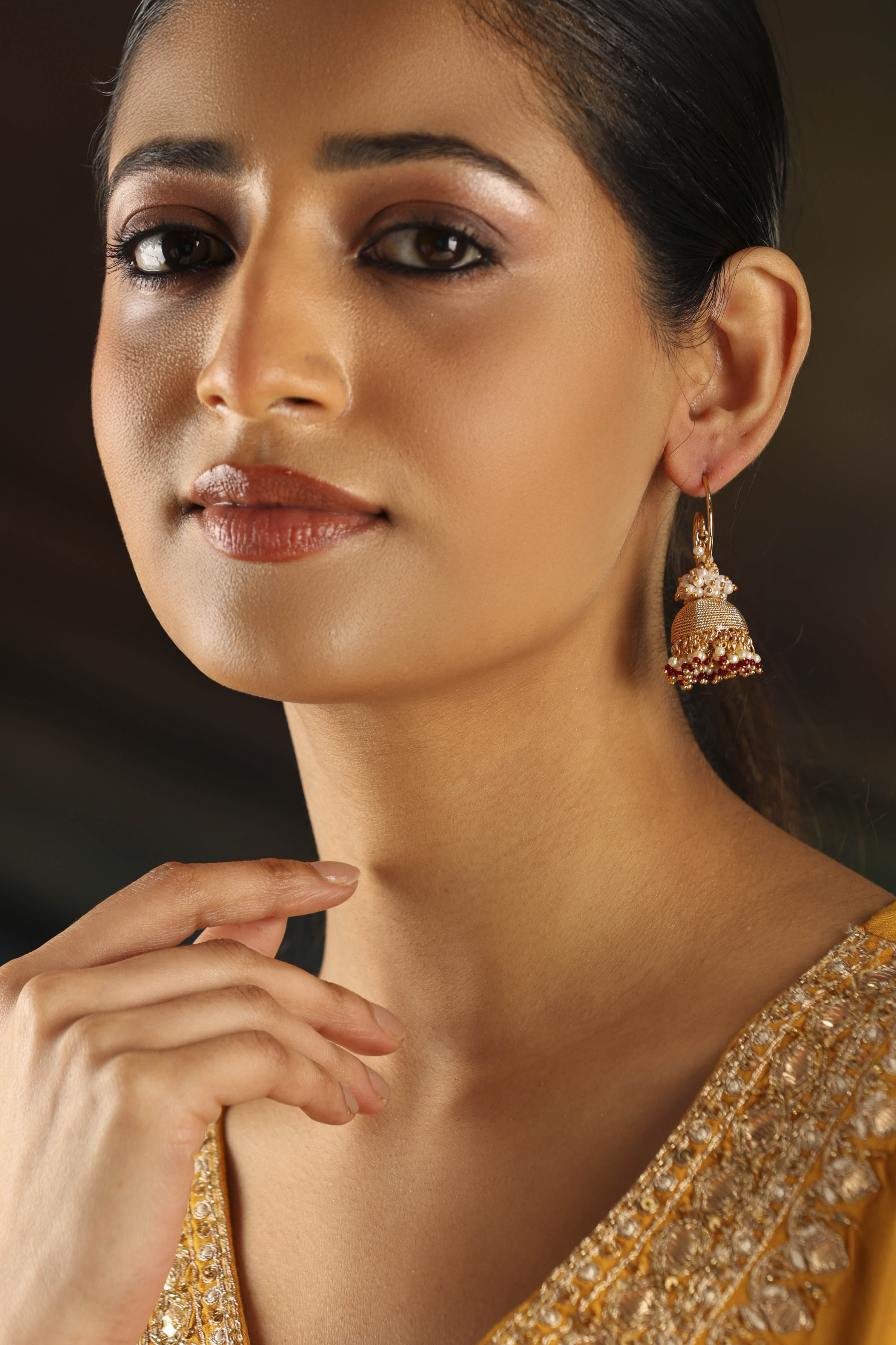 Red Stone Earrings image number 1