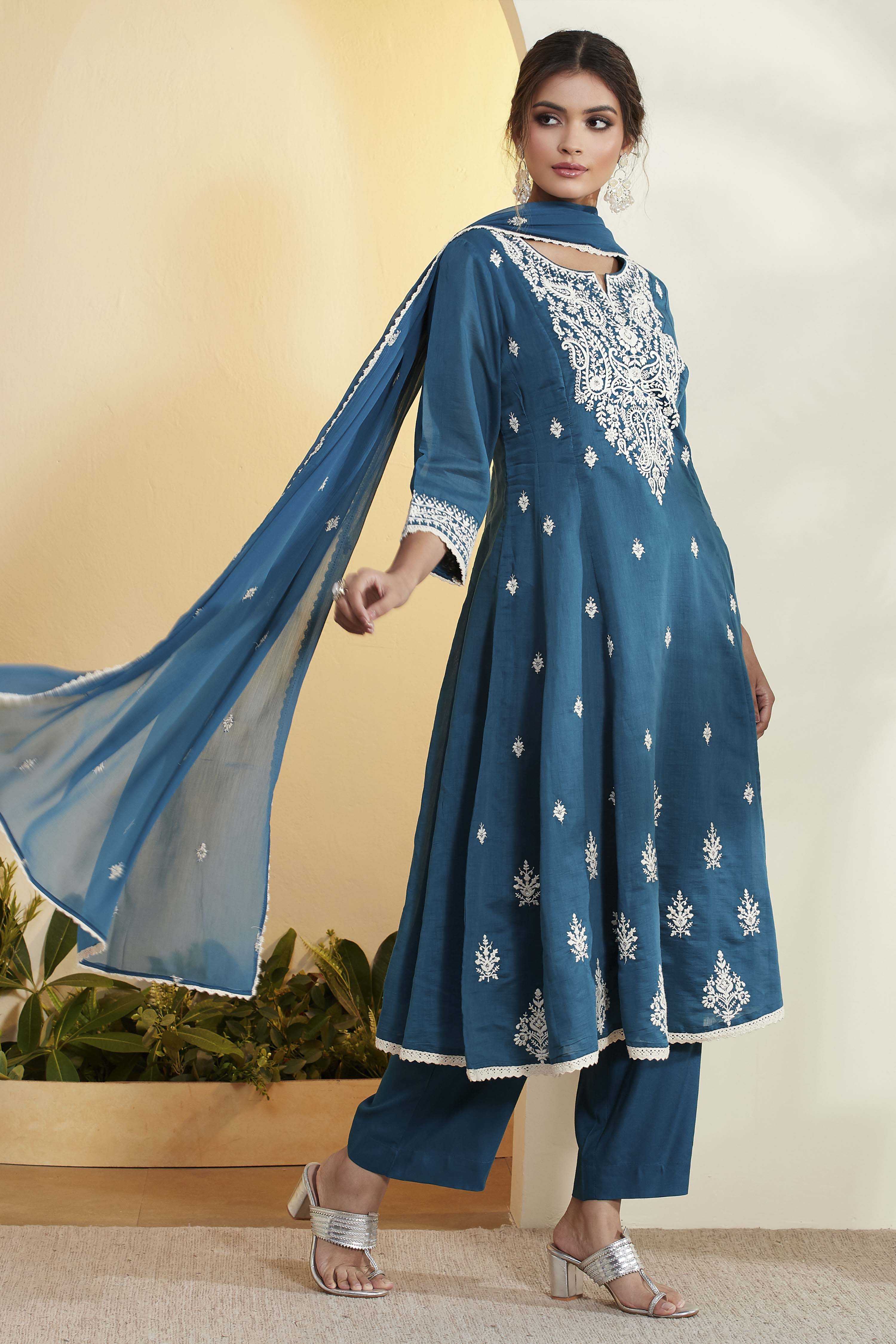Teal Viscose Rayon Embroidered Anarkali Kurta Set image number 5