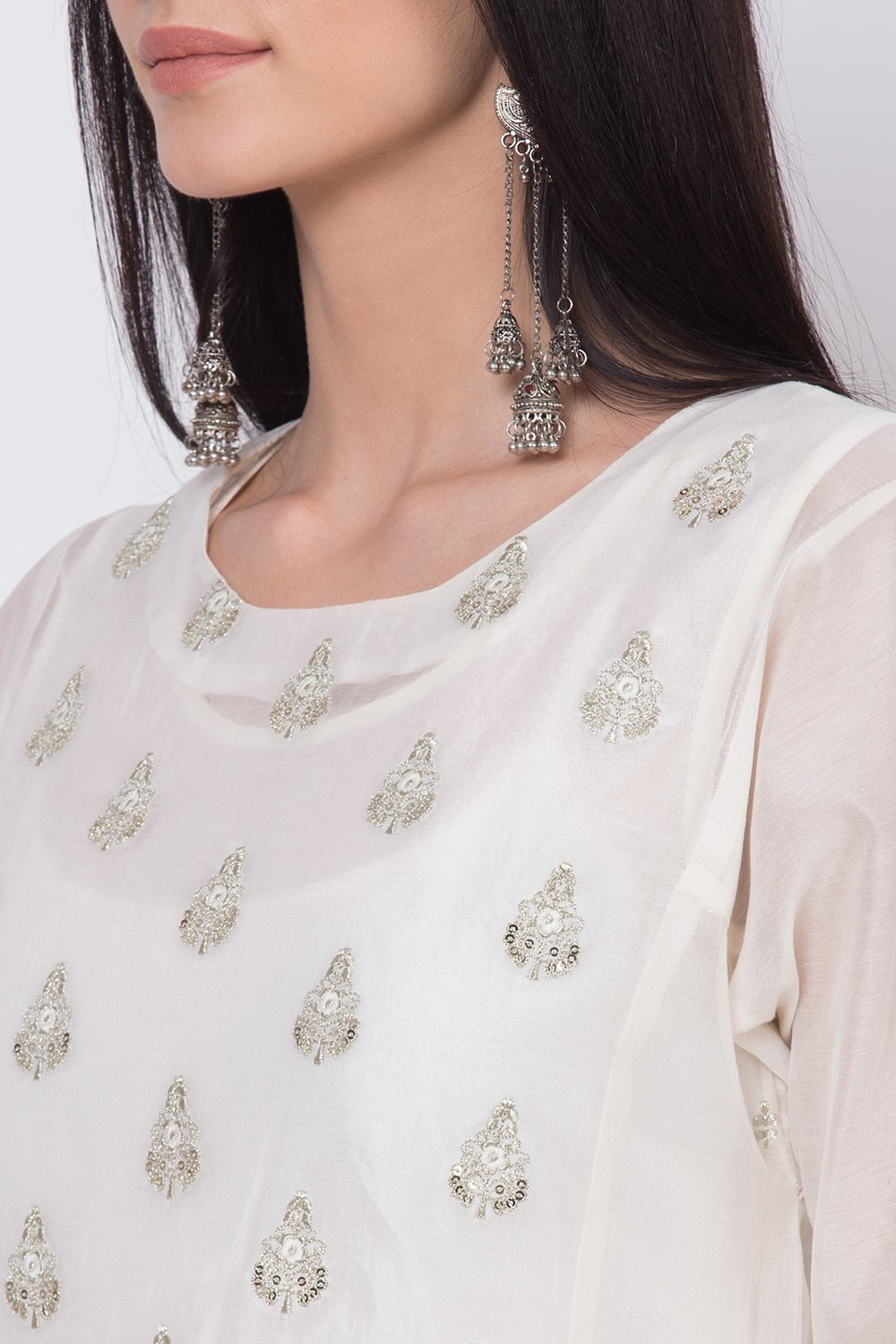 Off White Poly Cotton A-Line Embroidered Kurta image number 1