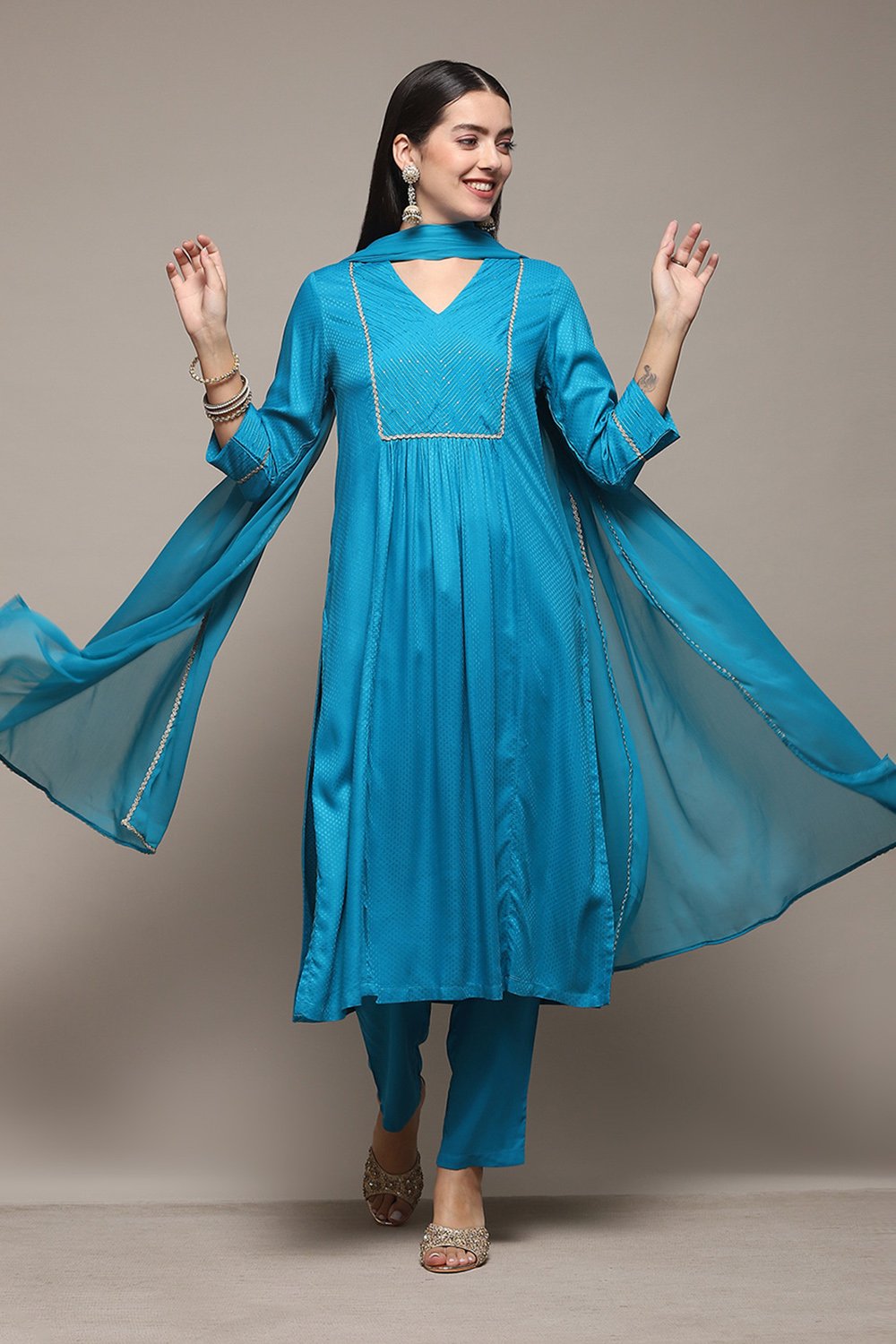 Turquoise Rayon Gathered Yarndyed Kurta Afgan Pant Suit Set image number 7