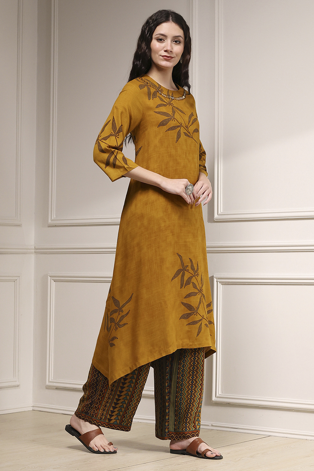Mustard Yellow Viscose Rayon Straight Printed Kurta Pants Set image number 5