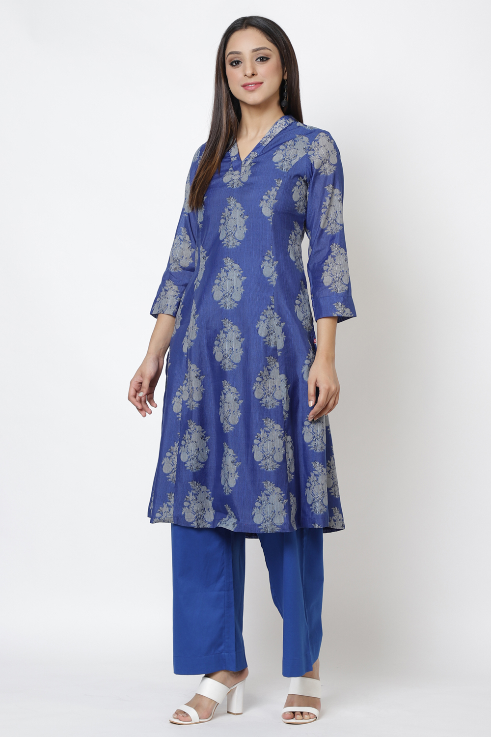 Royal Blue Art Silk Kurta Pants Set image number 2