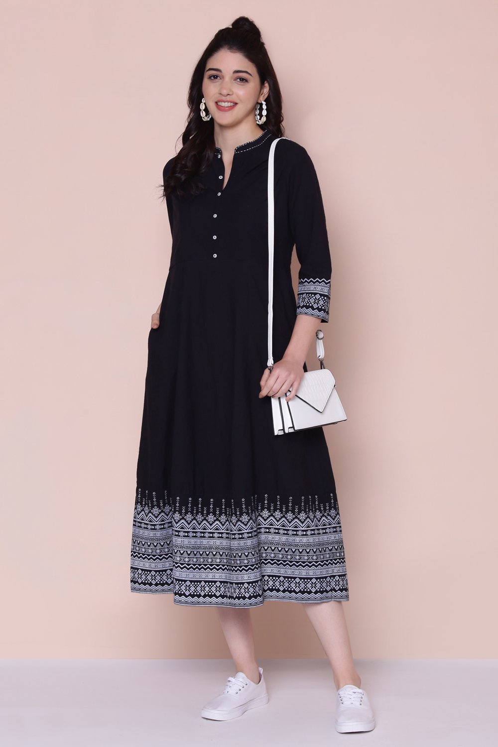 Blue Cotton A-line Dress image number 3
