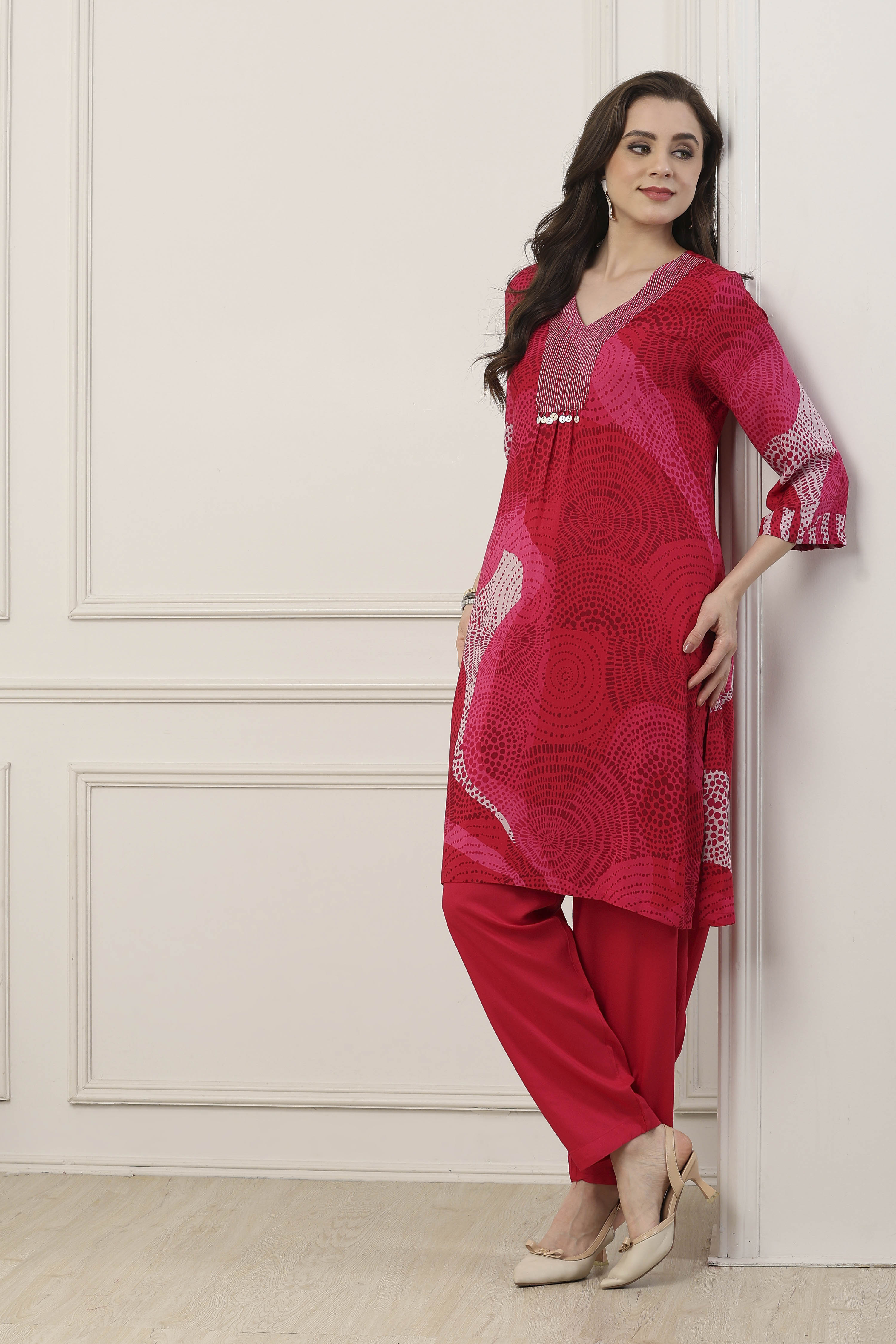 Pink Viscose Rayon Straight Suit Set image number 0