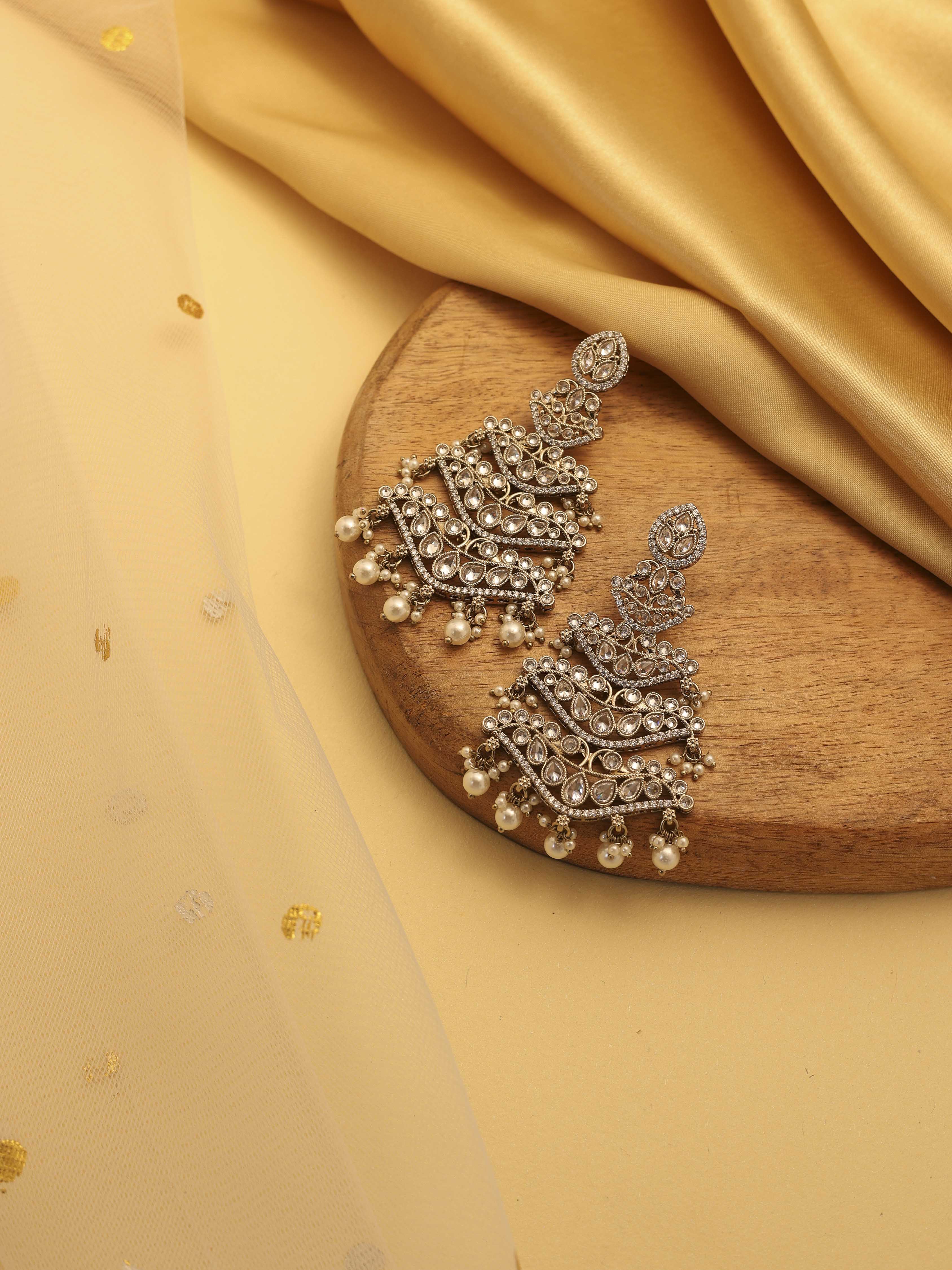 White Brass Drop & Danglers image number 0