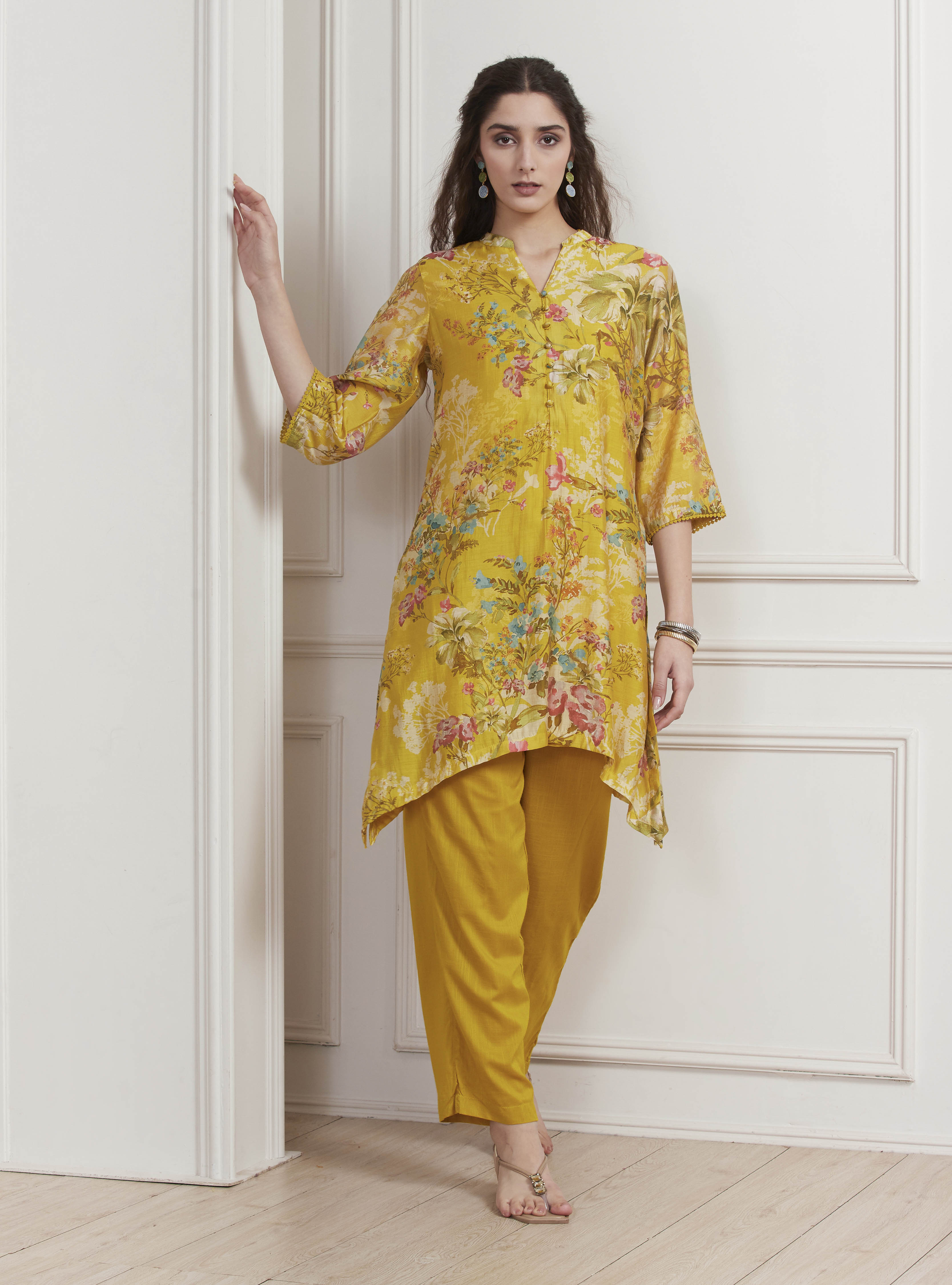 Lime Yellow Chanderi Floral Printed Asymmetric Straight Kurta Set image number 0