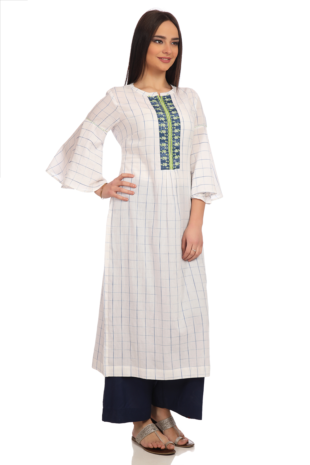 White Straight Cotton Yarndyed Kurta image number 2