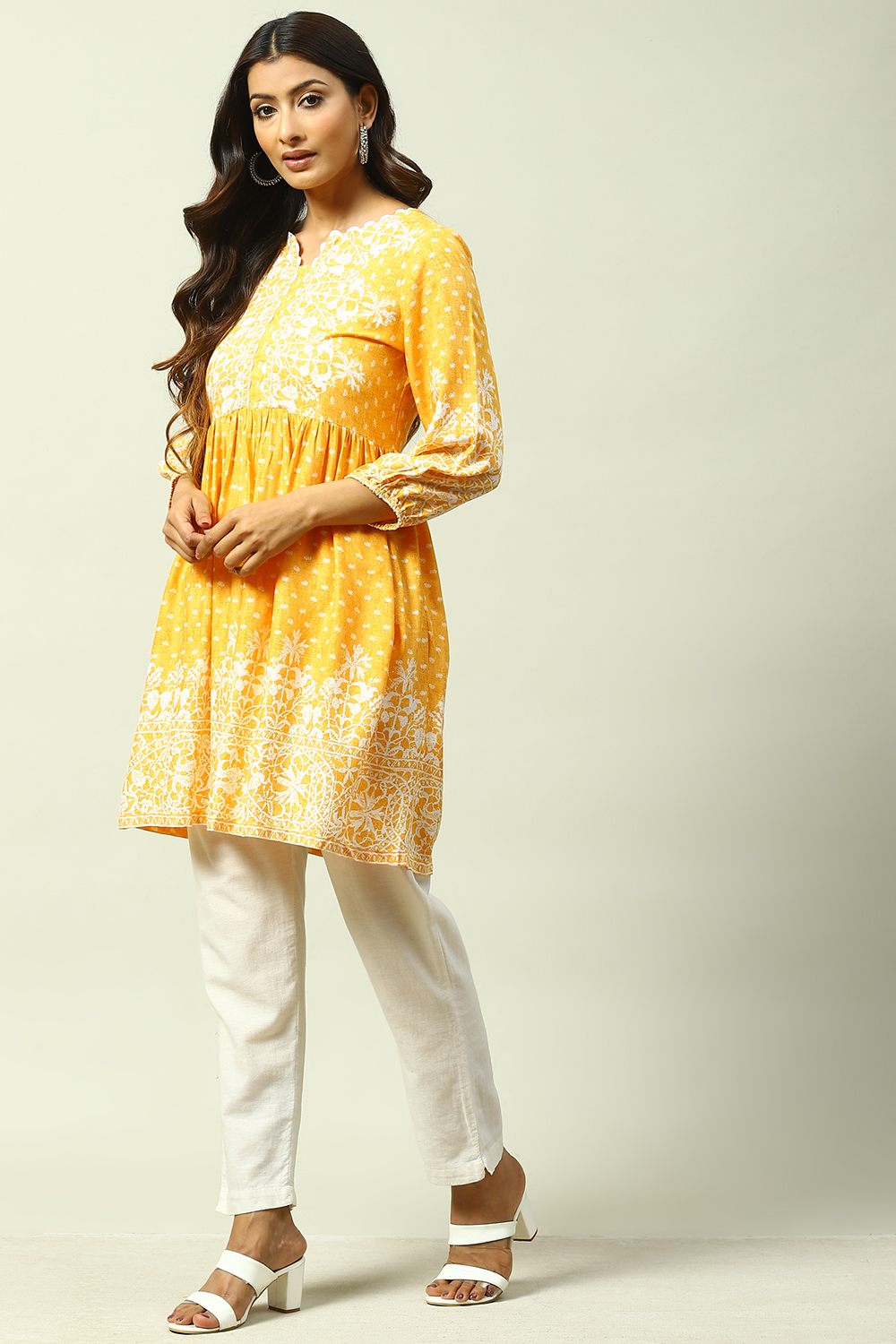 Yellow LIVA Flared Kurta image number 2