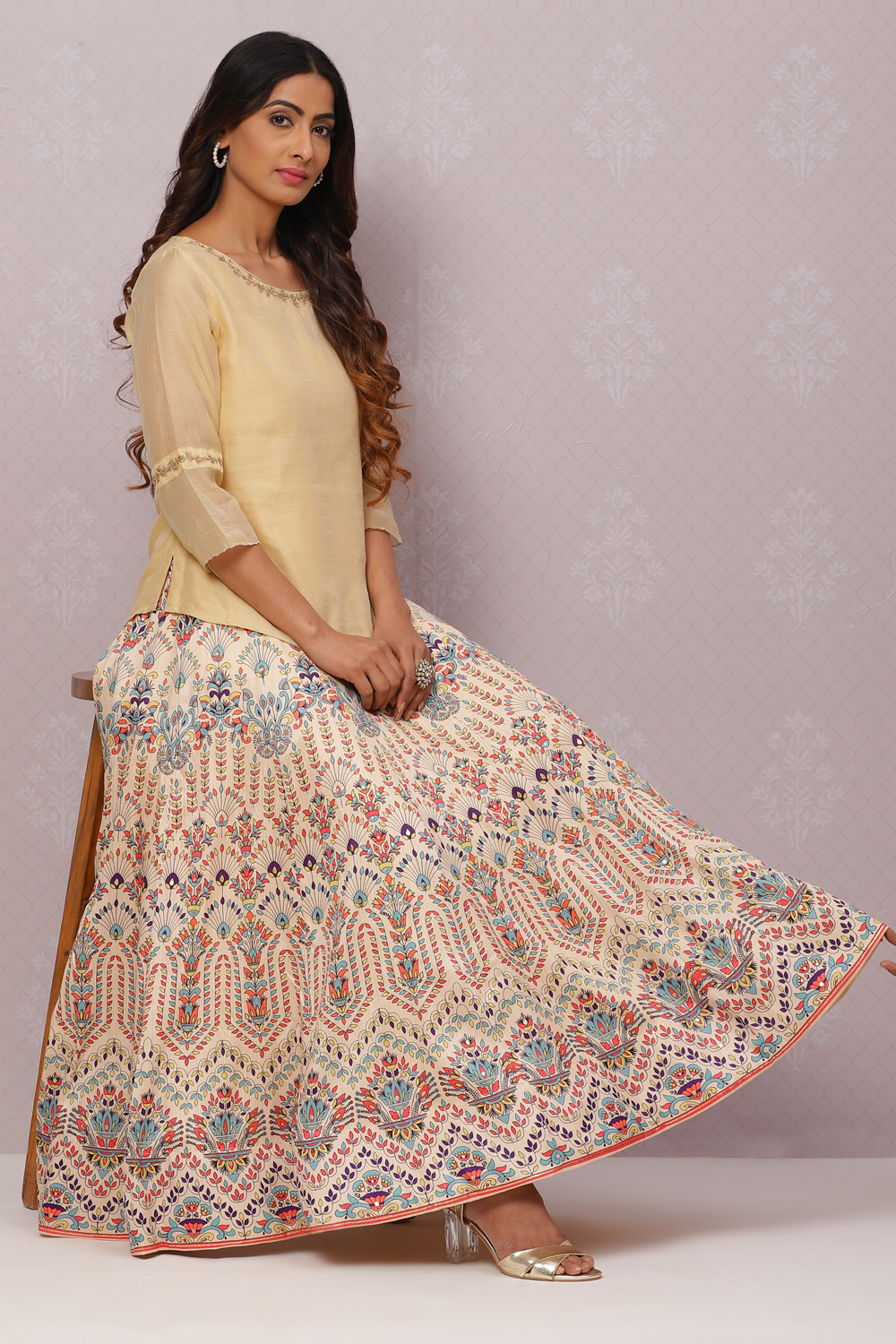 Beige Straight Art Silk Short Yarndyed Kurti image number 4