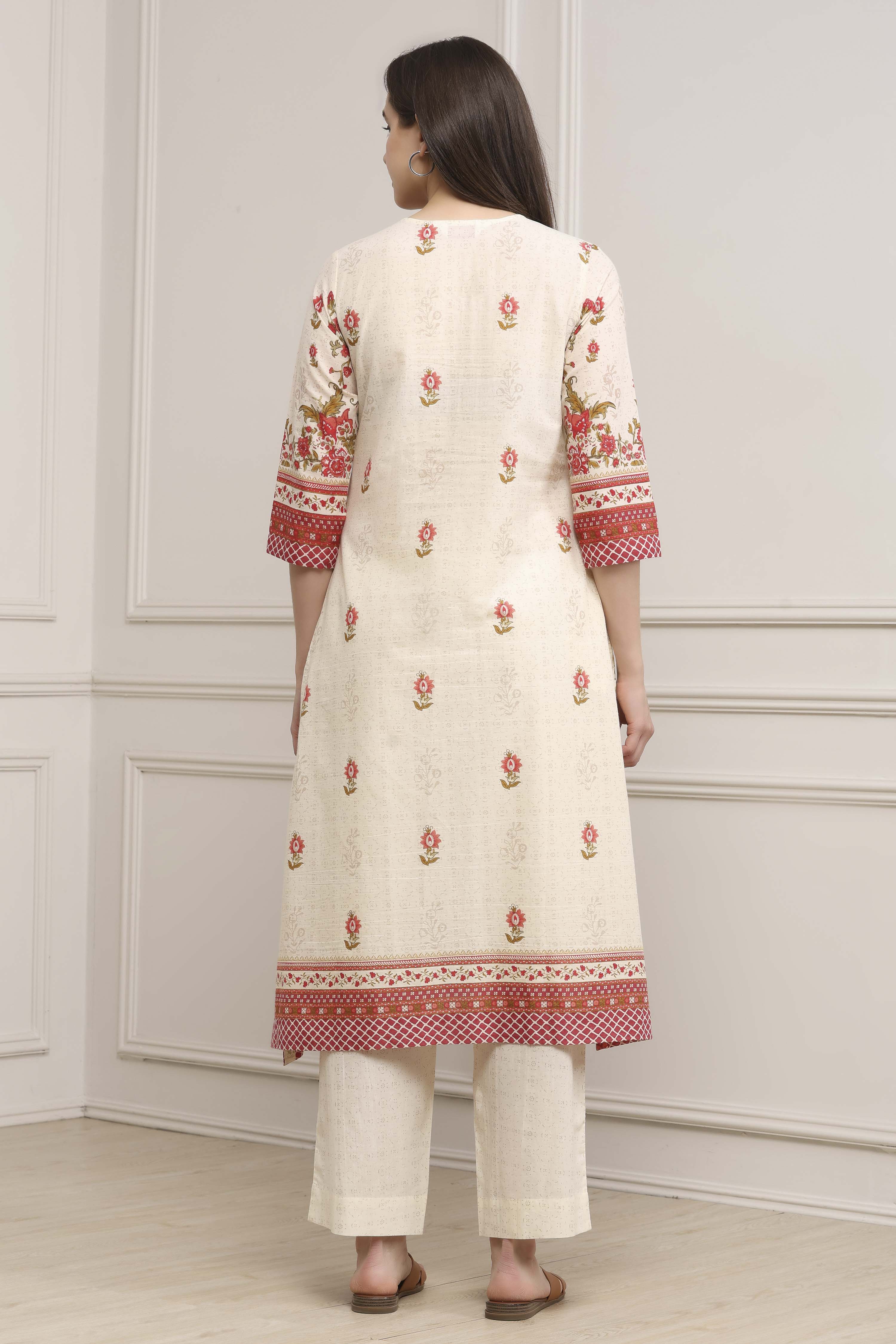 Off-White Cotton Floral Printed Straight Suit Set image number 4