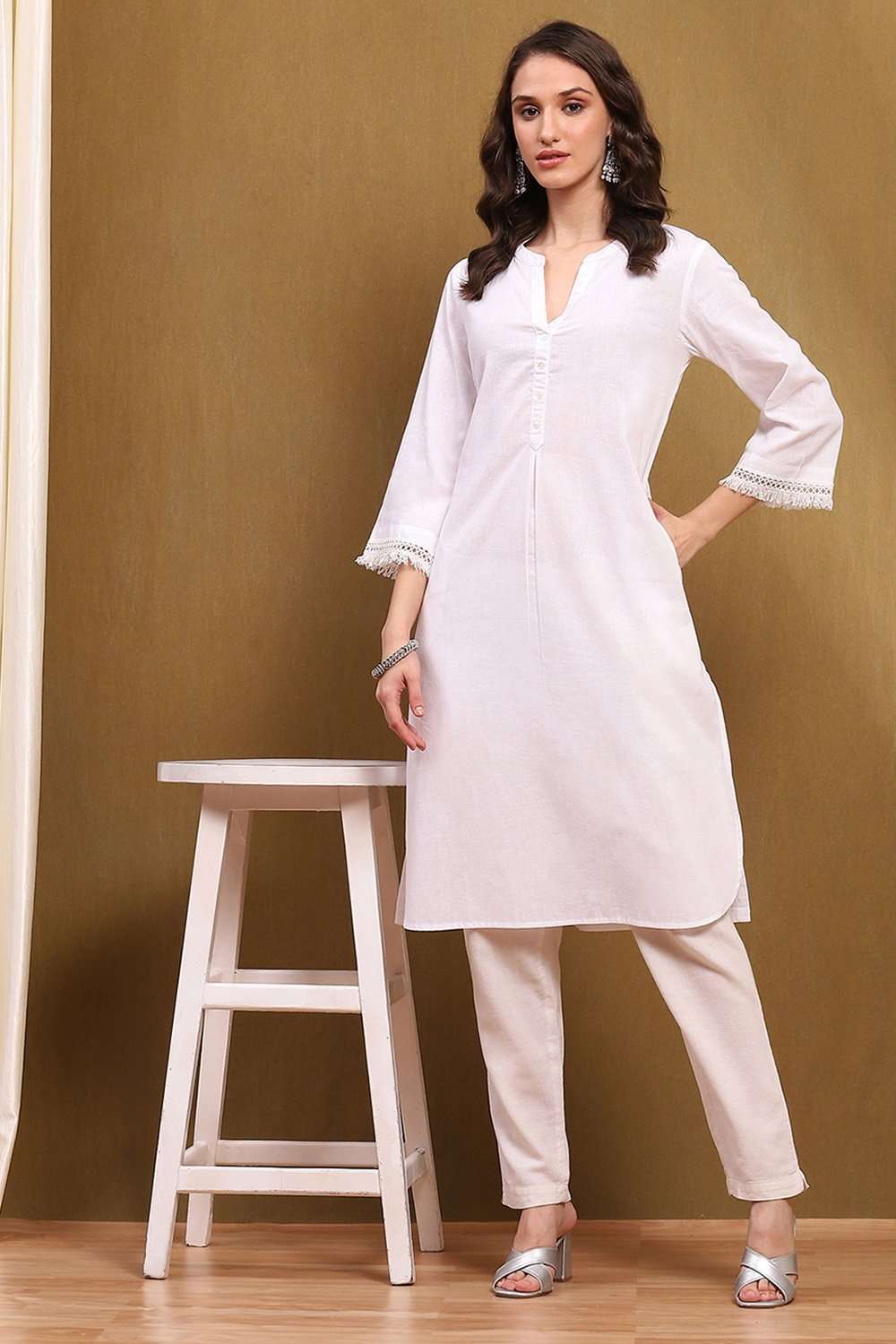 Pink Cotton Blend Solid Straight Kurta image number 0