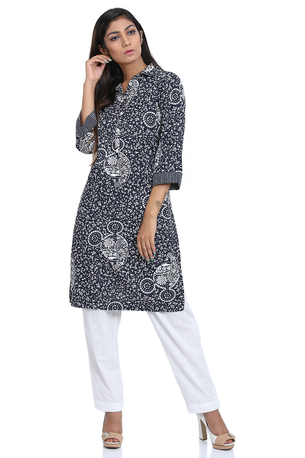 Blue Straight Cotton Printed Kurta image number 0