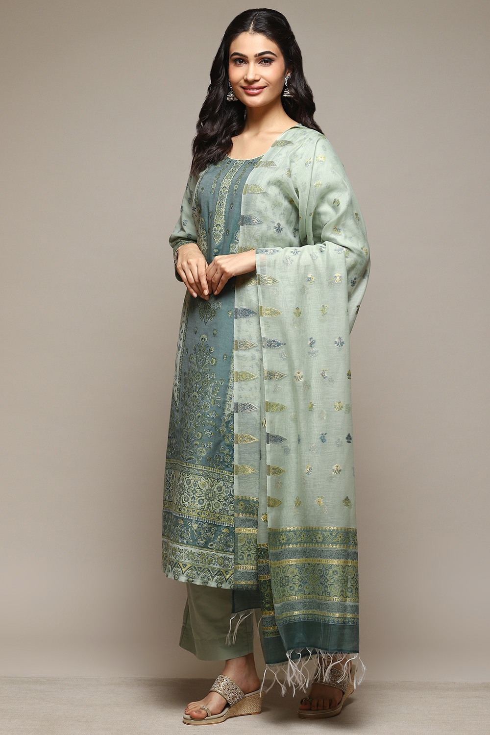 Buy Green Cotton Blend Straight Yarndyed Kurta Suit Set for INR6965.00 ...