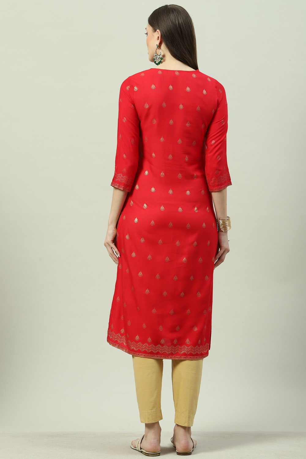 Red LIVA Straight Printed Kurta image number 4