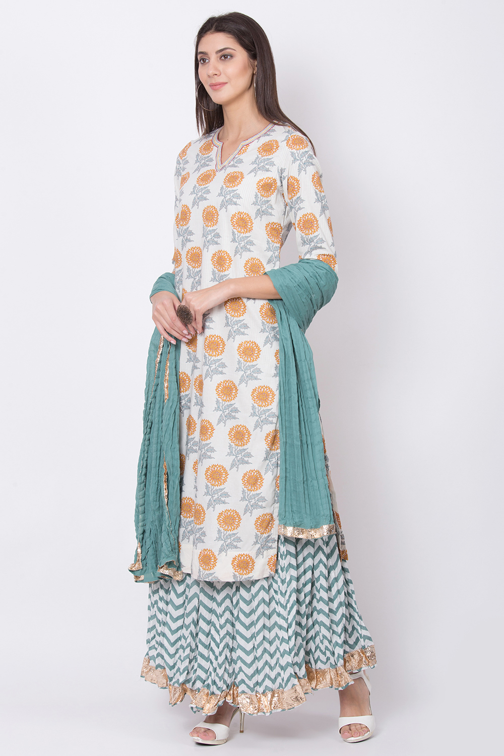 Teal And Off White Cotton Straight Kurta Skirt Suit Set image number 2