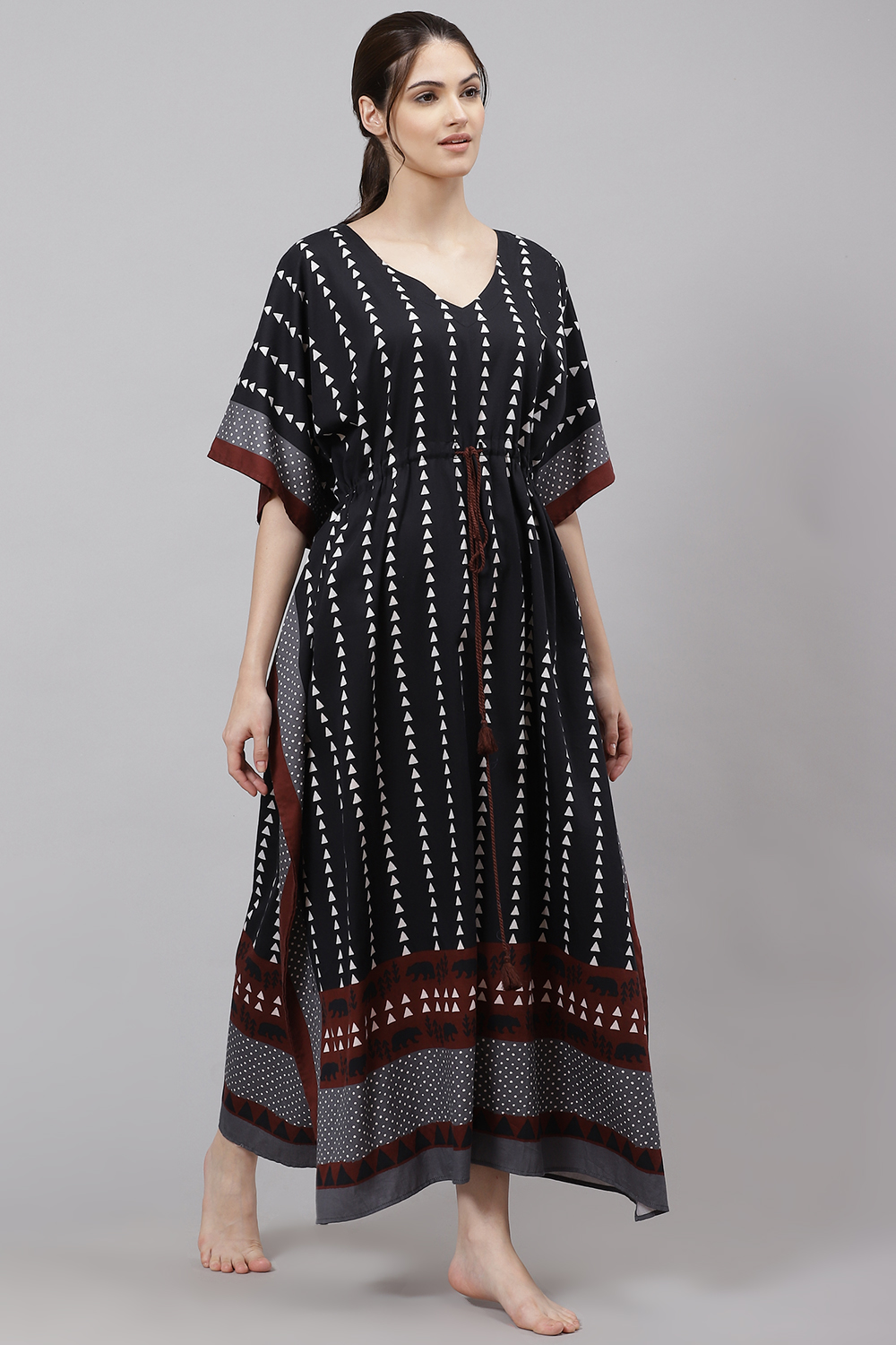 Black Straight Cotton Printed Sleepwear image number 4