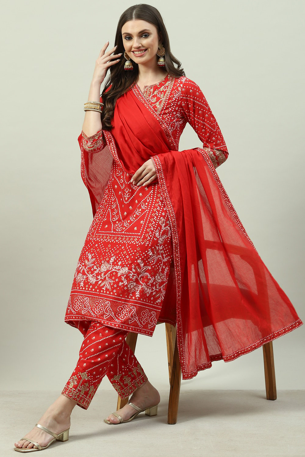 Red Cotton Straight Kurta Relaxed Pants Suit Set image number 5