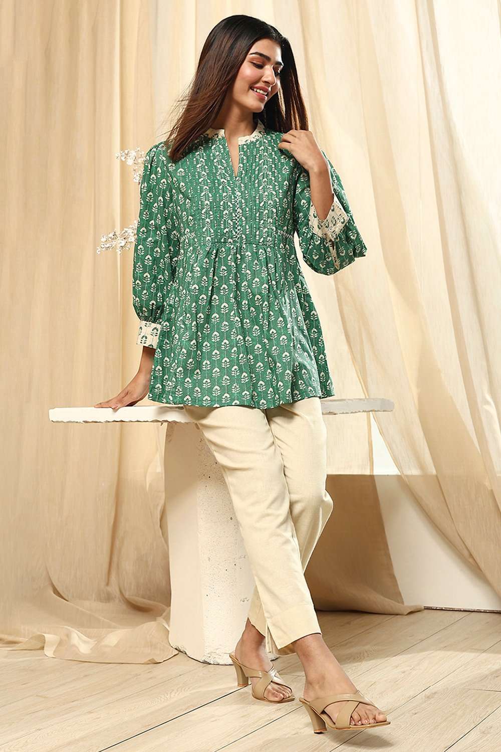 Green Cotton Printed Short A-Line Kurta image number 0
