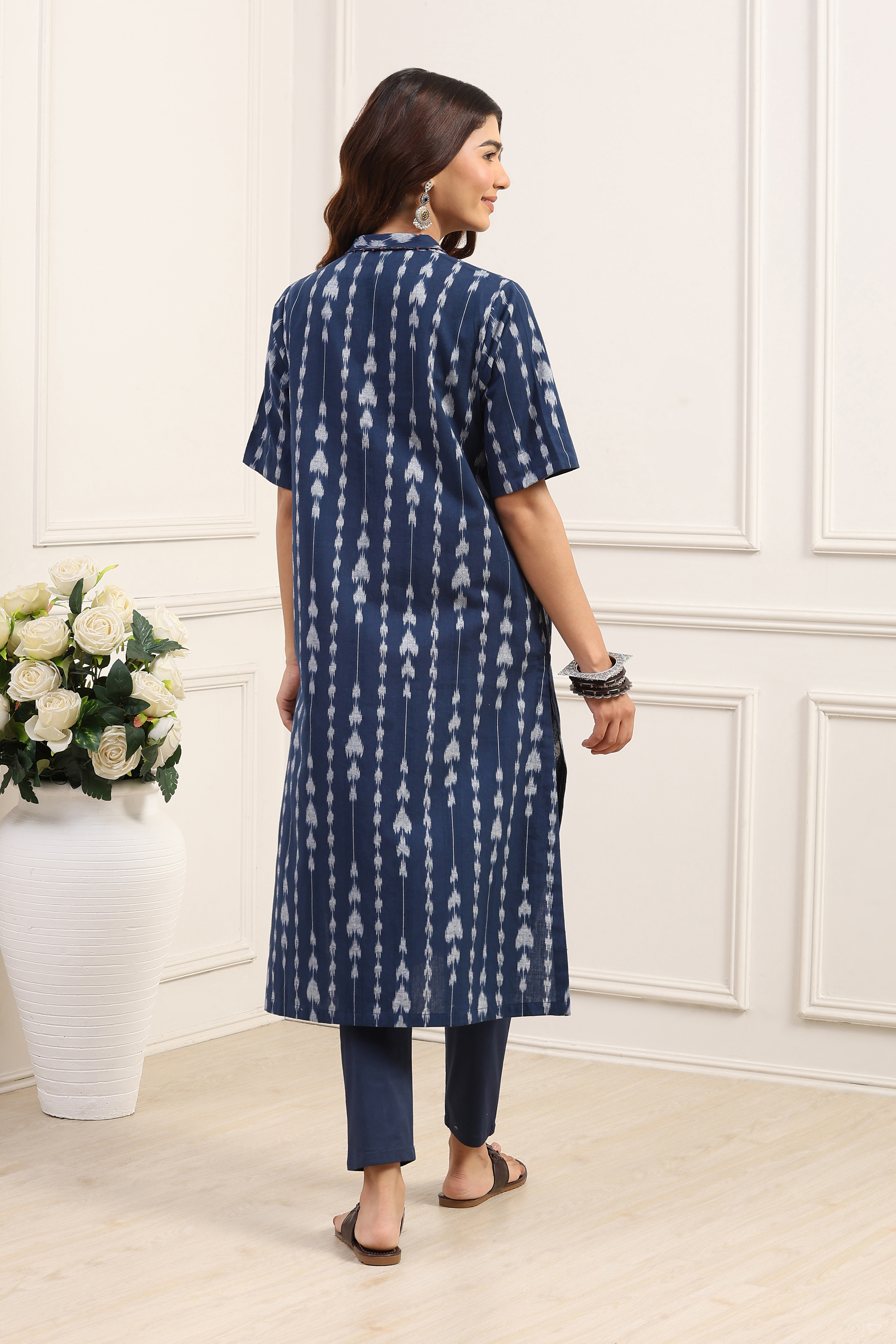 Blue Cotton A Line Kurta image number 3