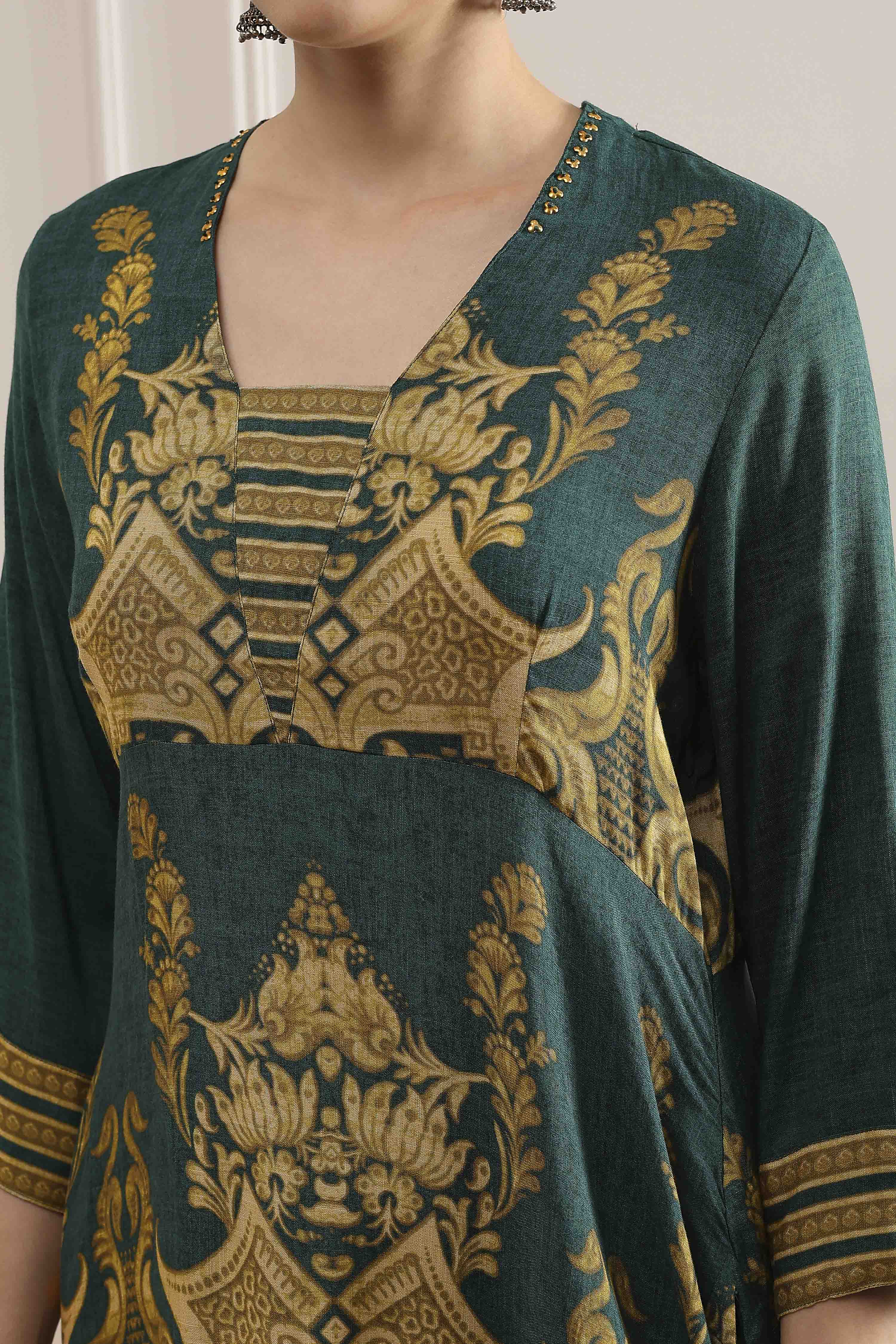 Green Viscose Printed Sharara Suit Set image number 1
