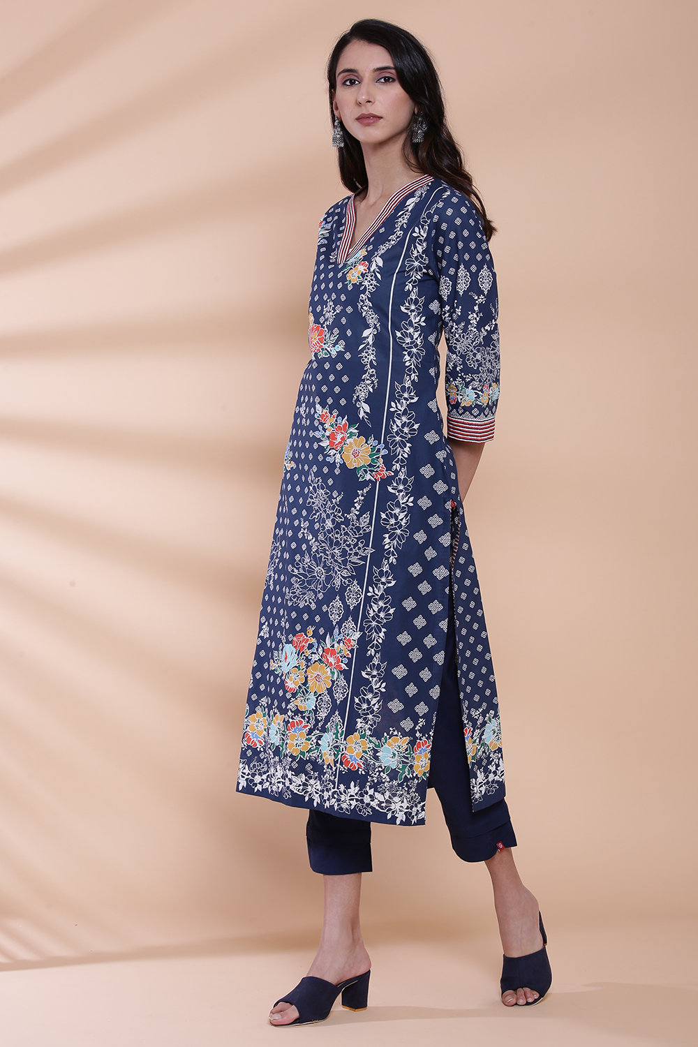 Navy Cotton Straight Printed Kurta image number 2