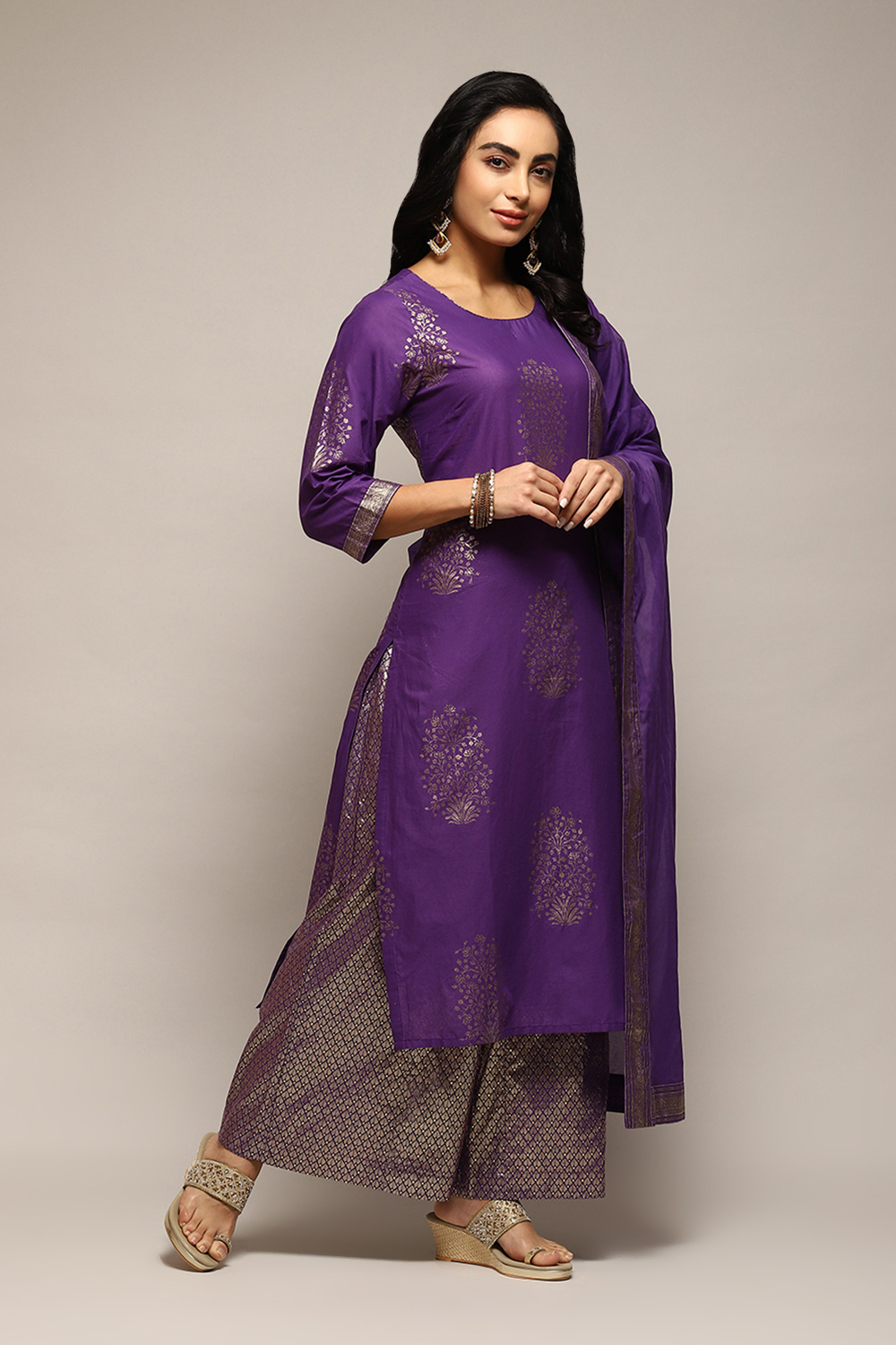 Purple Cotton Straight Printed Kurta Capri Suit Set image number 6