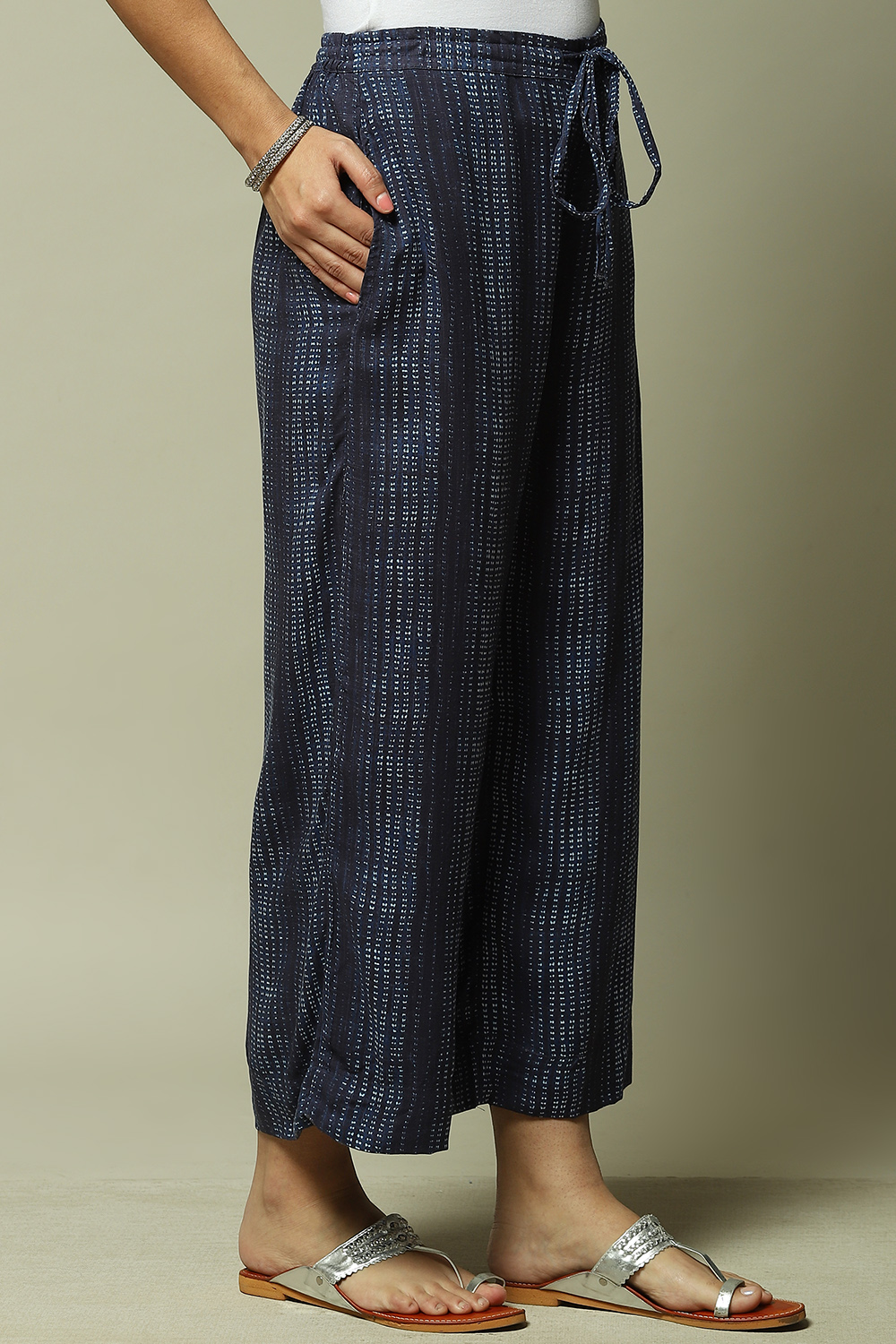 Indigo LIVA Straight Pants image number 5