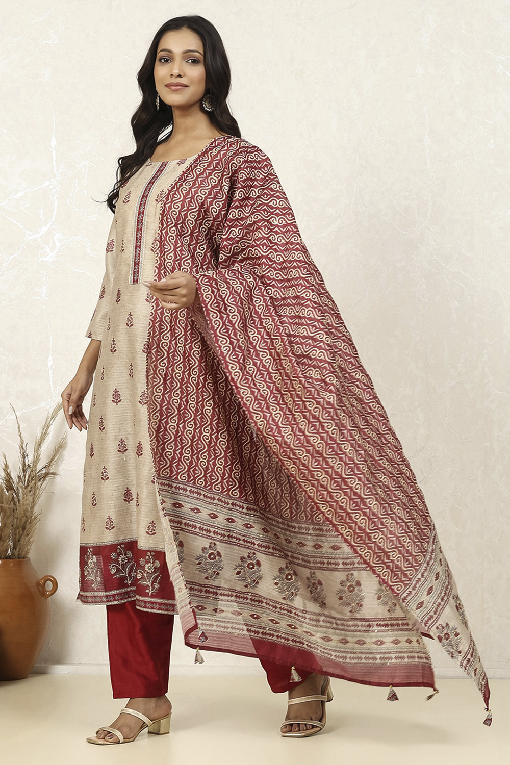 Red Silk Blend Digital Print Unstitched Suit Set image number 4