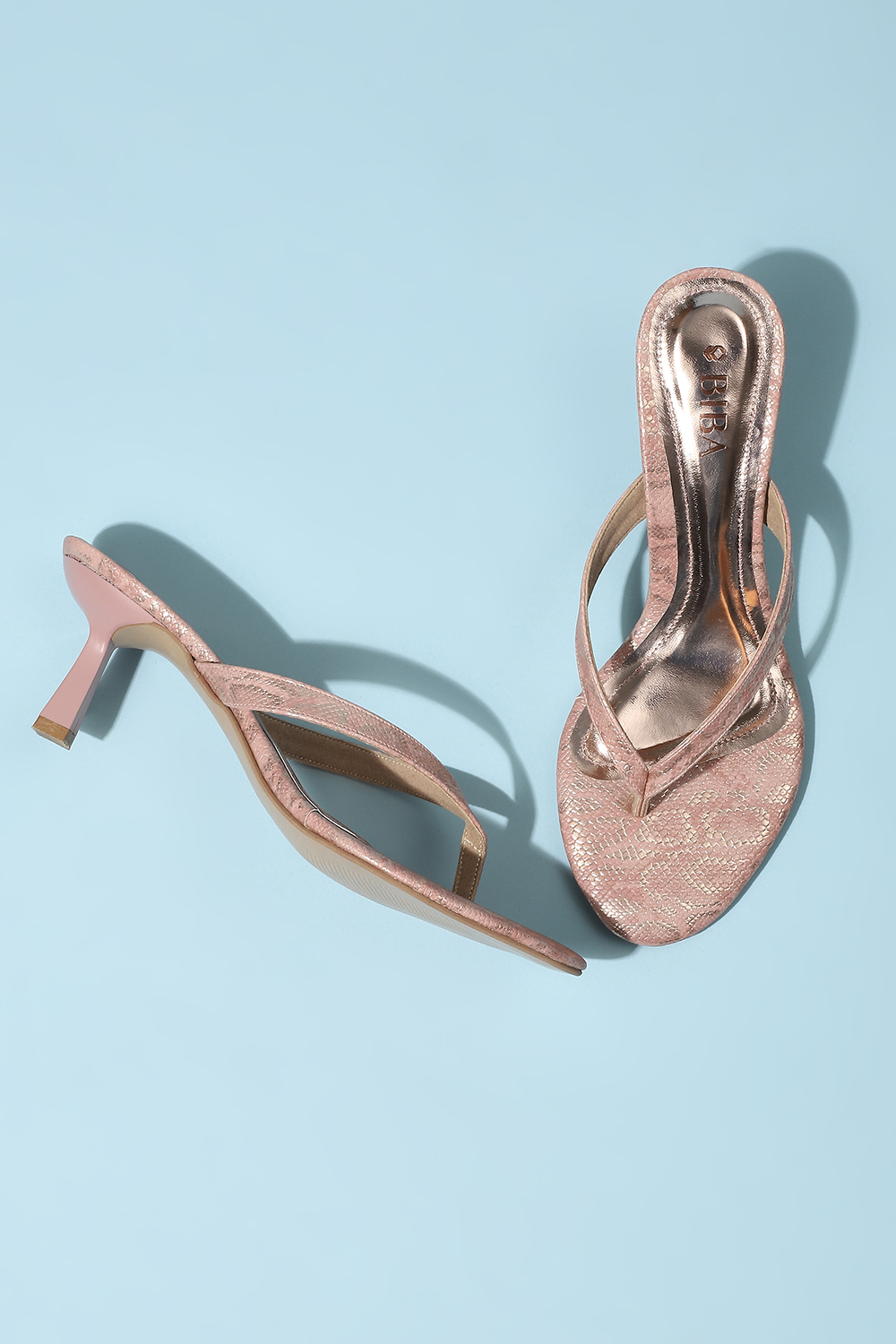 Metallic Pu V-Strap Sandals image number 2