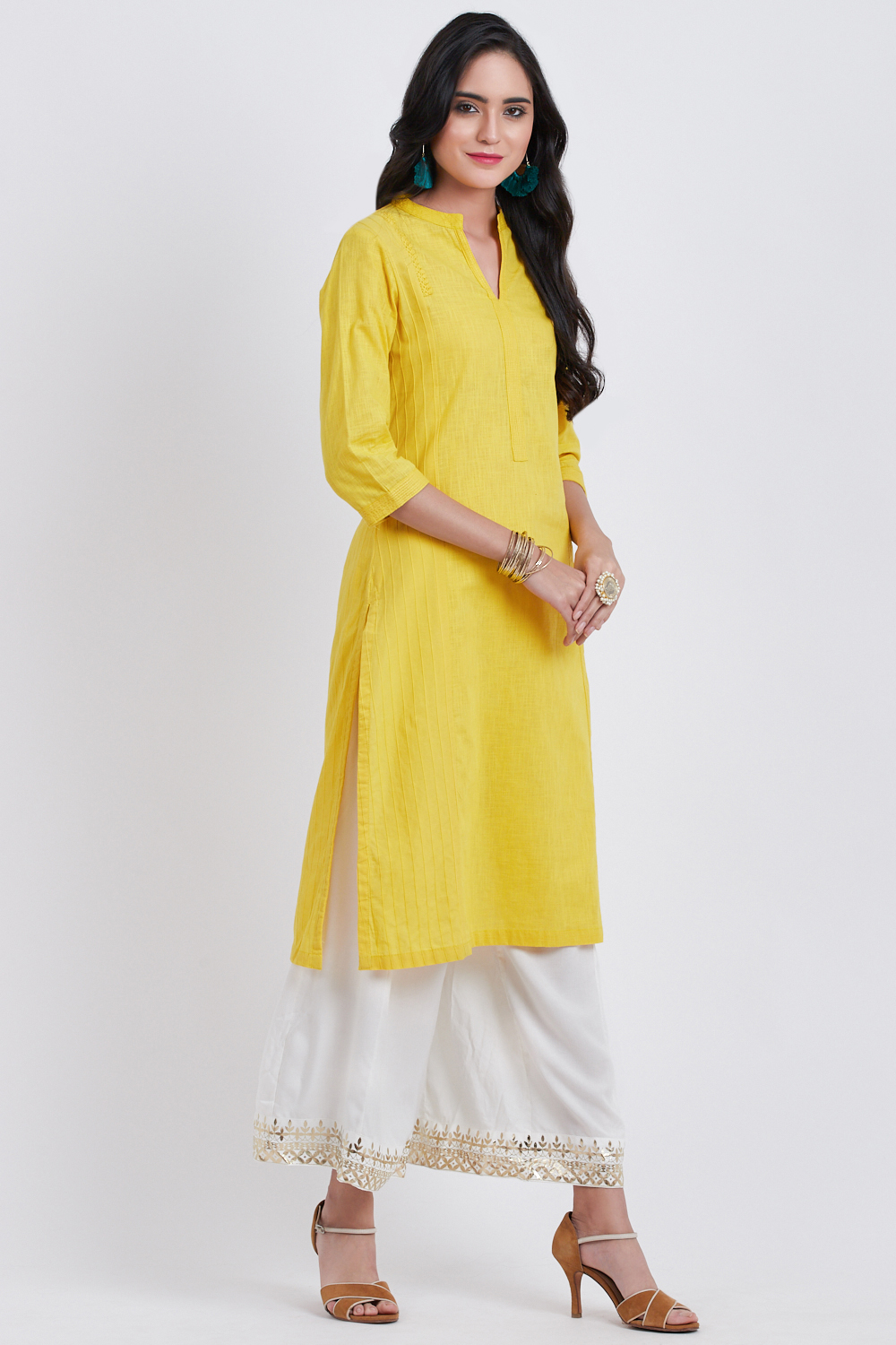 Yellow Cotton Straight Solid Kurta image number 3