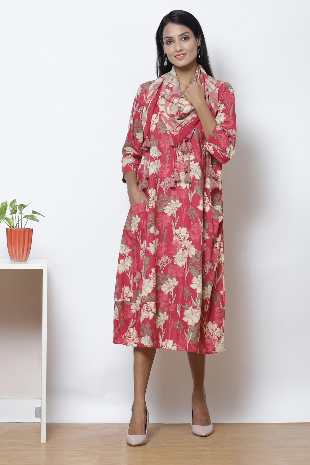 Lavender Straight Cotton Flax Printed Kurta image number 4