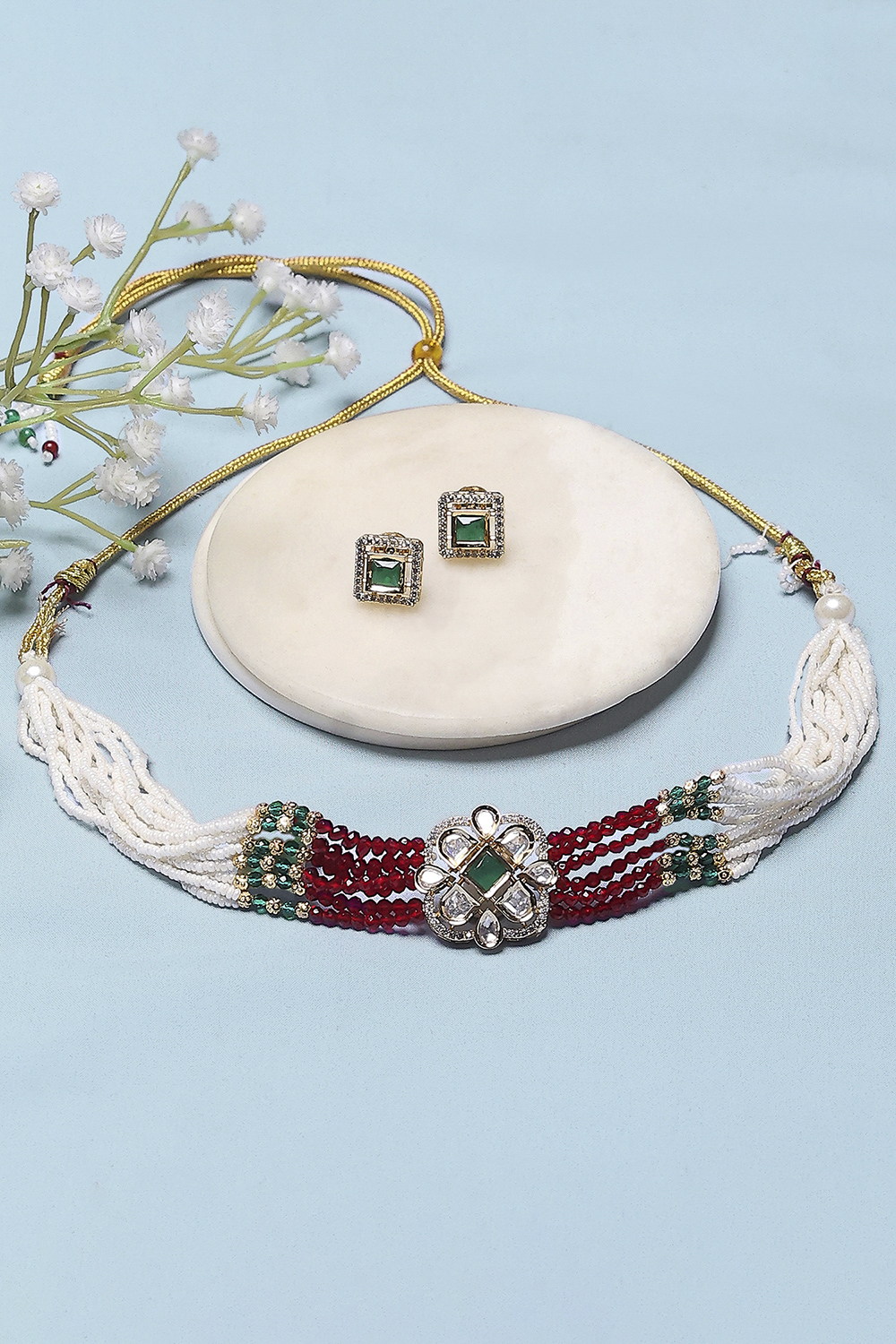 Maroon White Brass Choker Set image number 0