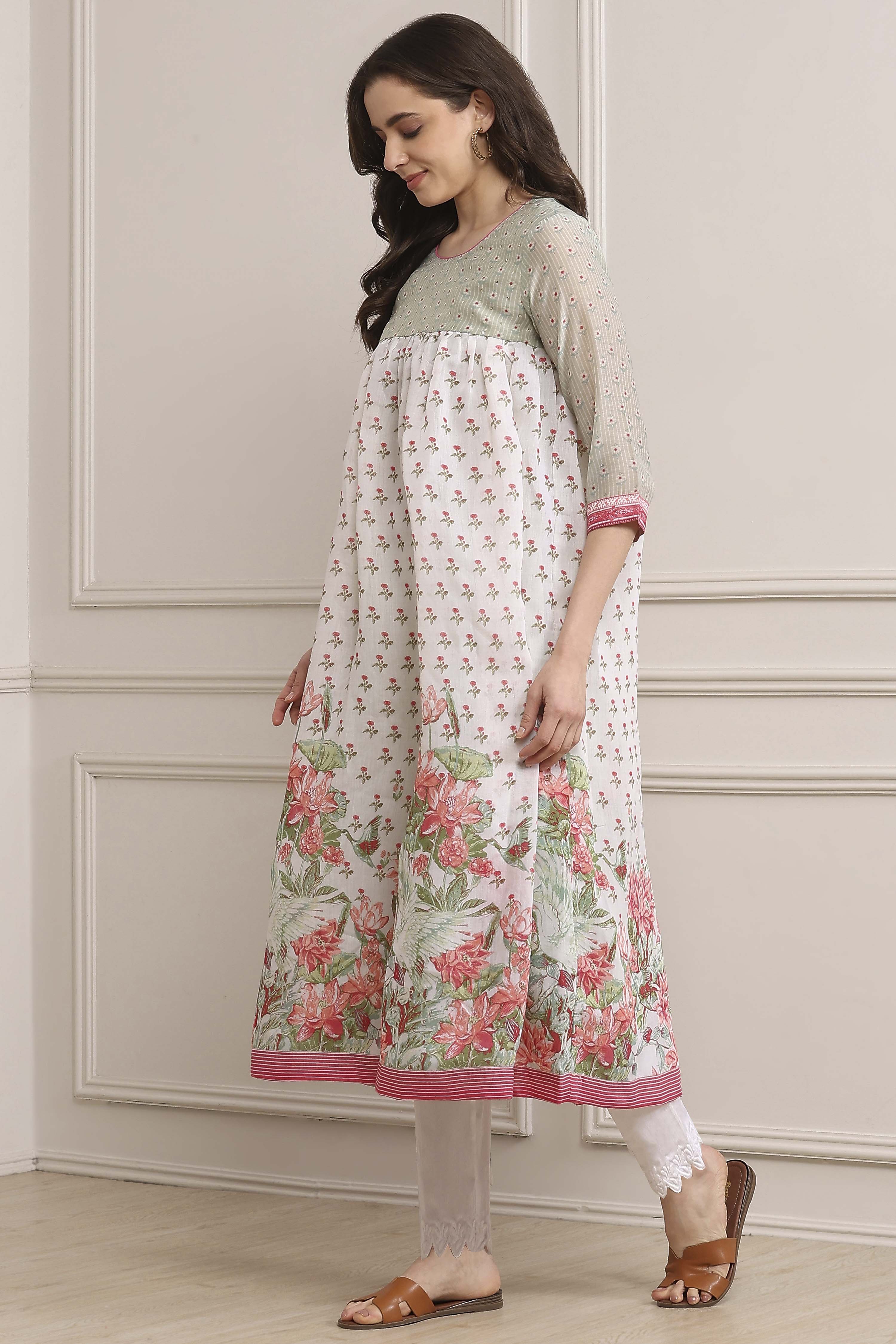 Green Art Silk Flared Kurta image number 2