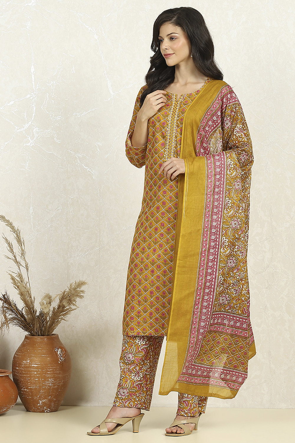 Blue Cotton Unstitched Suit Set image number 4