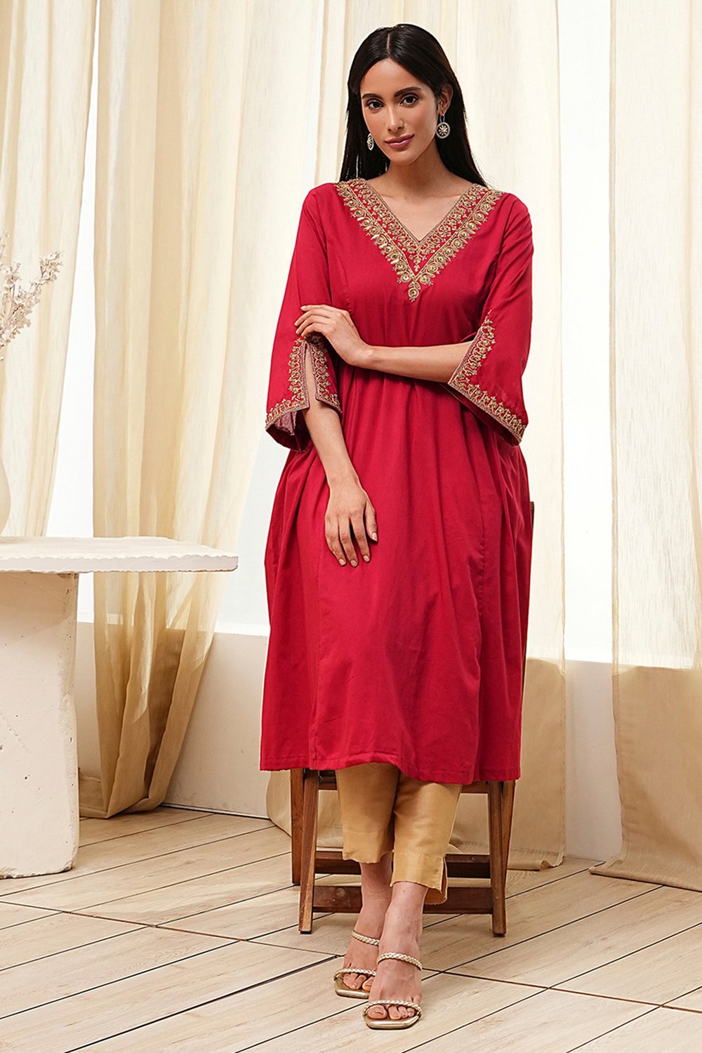Red Cotton Solid A-Line Kurta image number 0