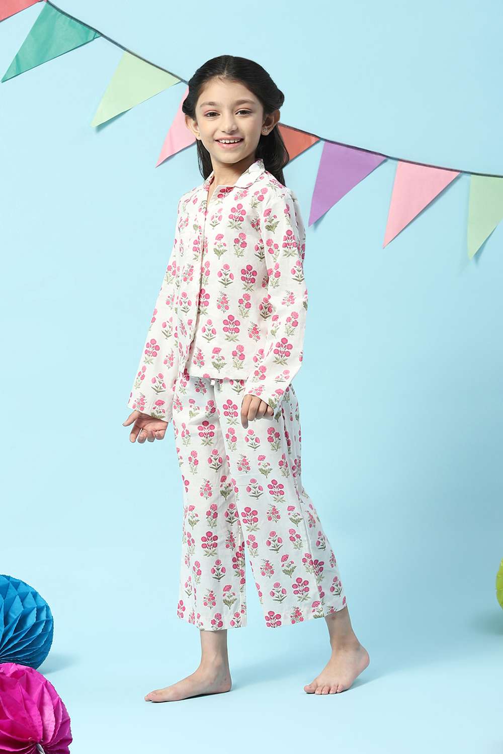 Off White & Pink Cotton Printed Sleepwear image number 3