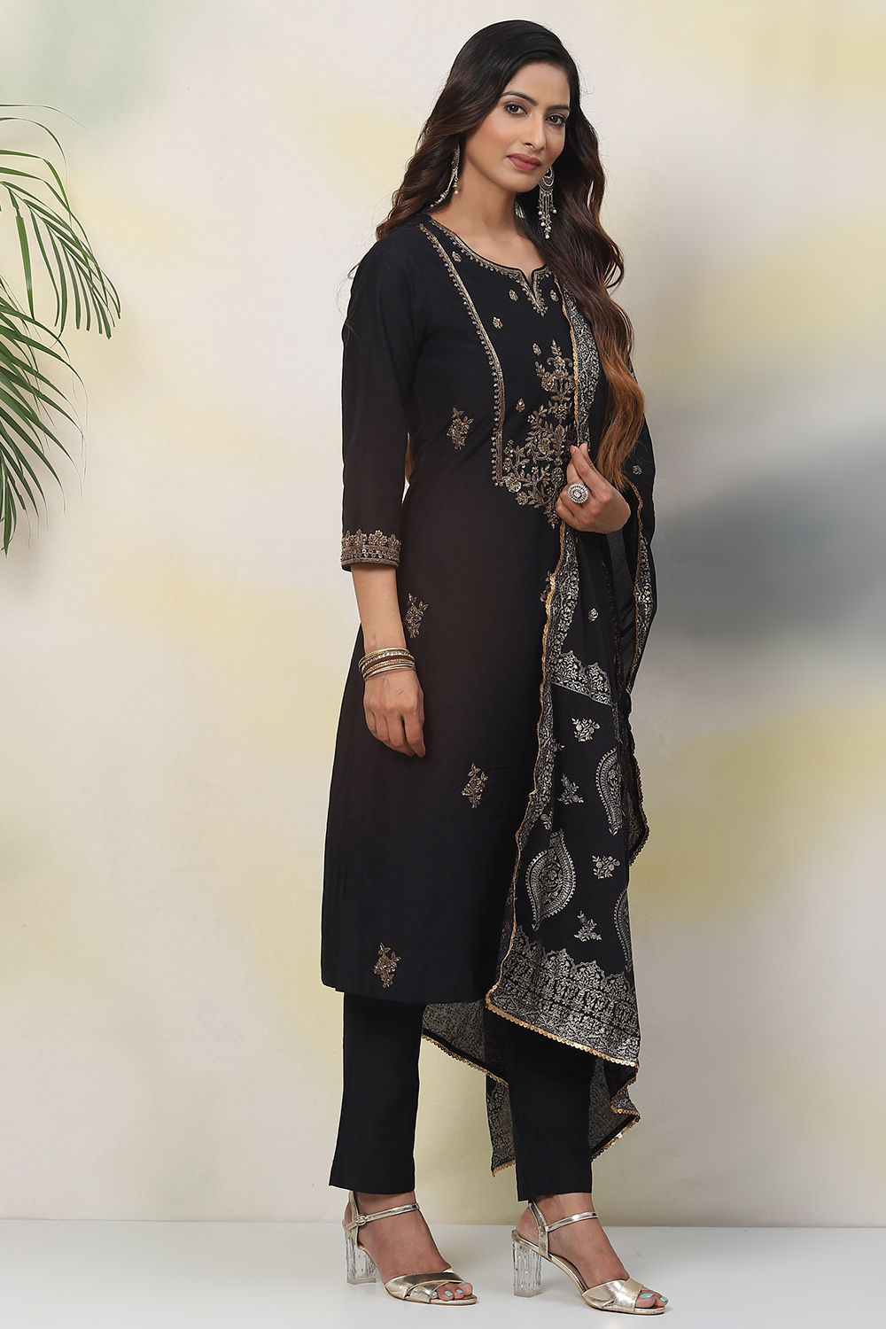 Black Poly Viscose A-Line Kurta Slim Pant Suit Set image number 3