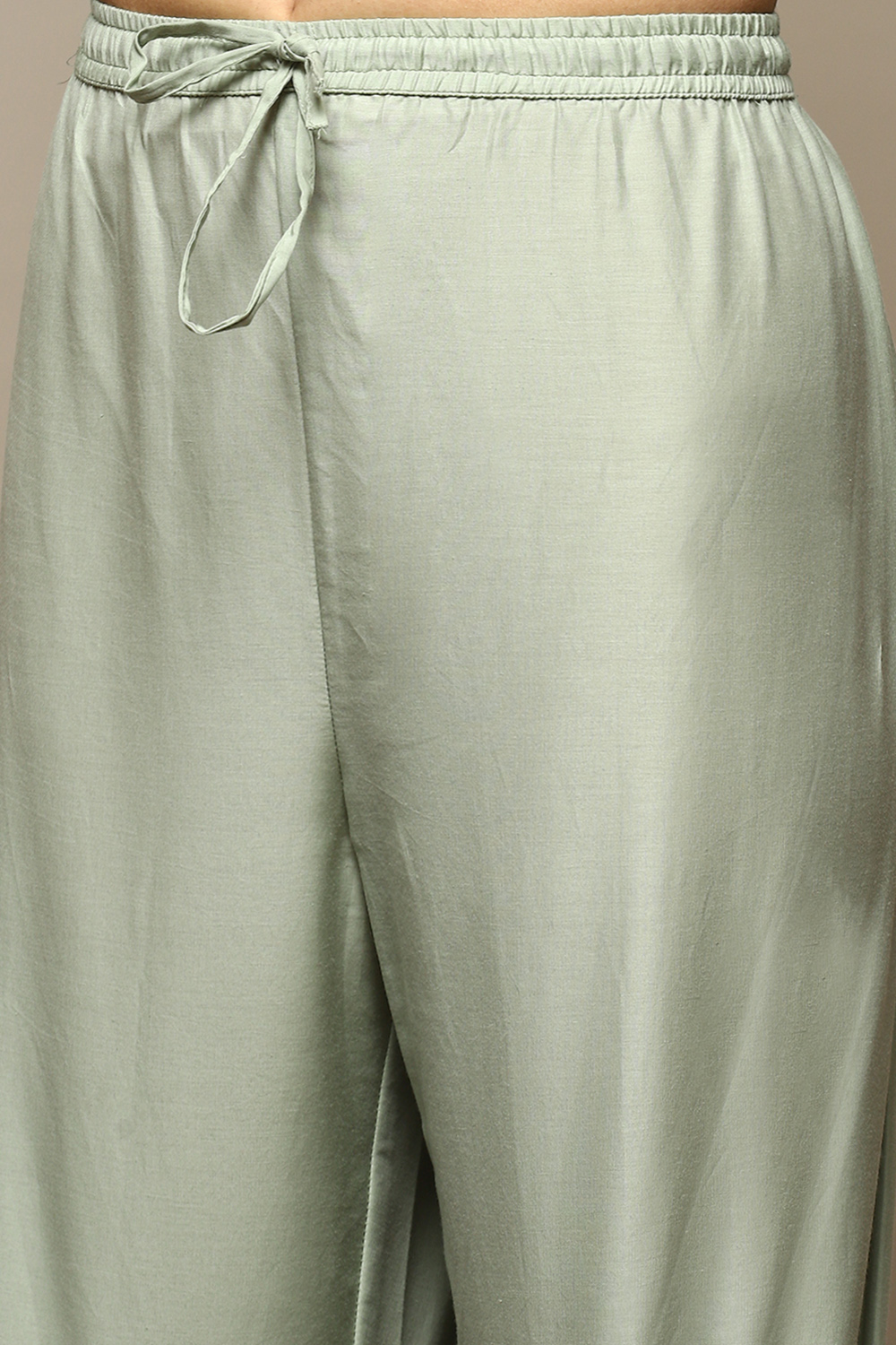 Green Cotton Blend Straight Yarndyed Kurta Suit Set image number 2