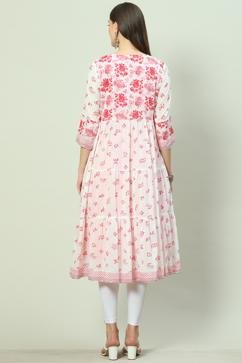 Blue Cotton Tiered Kurta image number 3