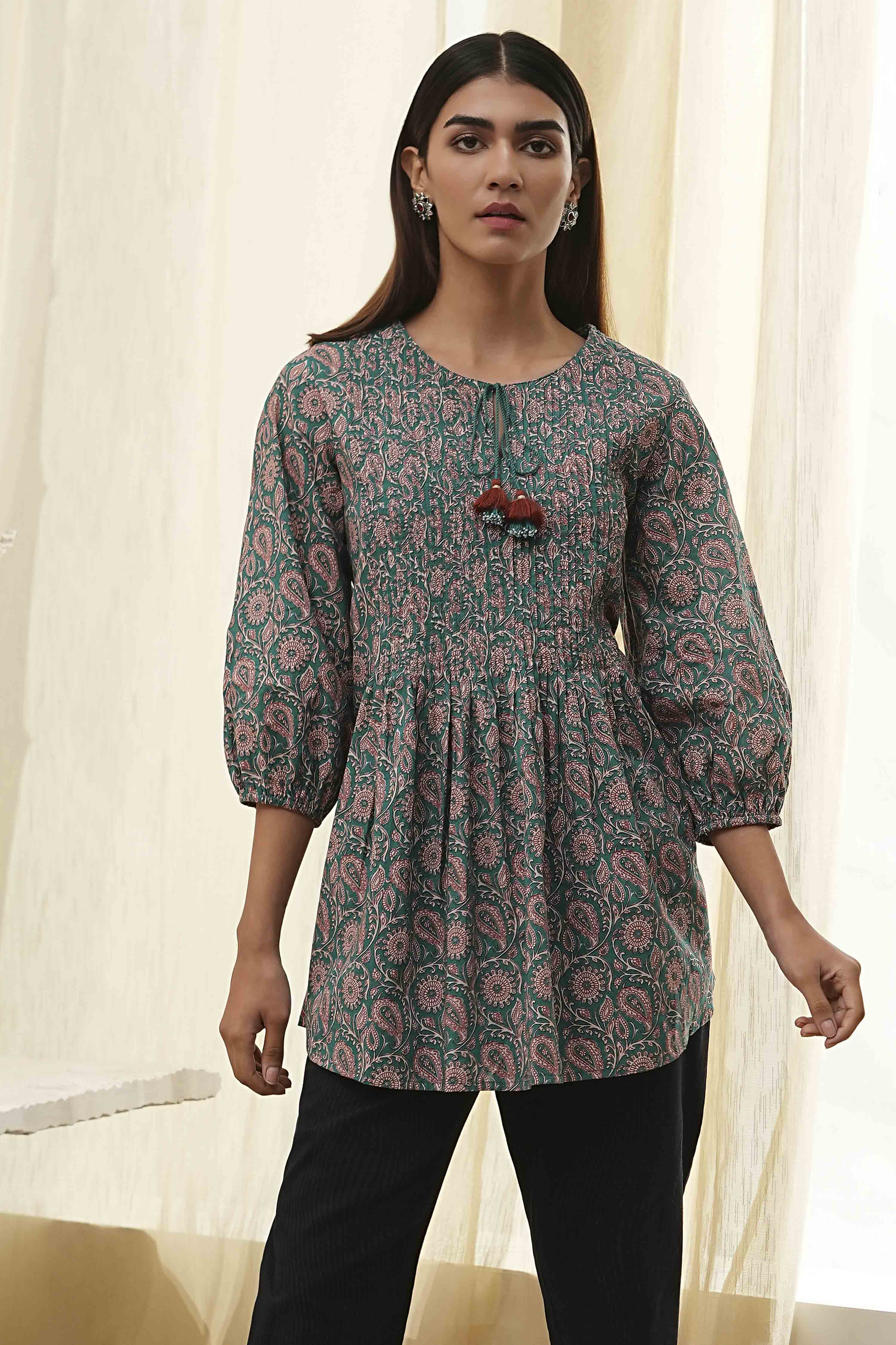 Teal Green Cotton Pleated A-Line Short Kurta image number 5