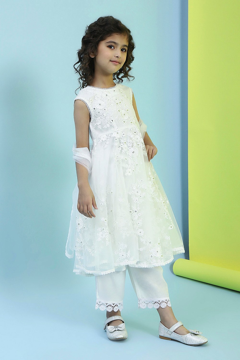 Off White Nylon Flared Suit Set image number 5