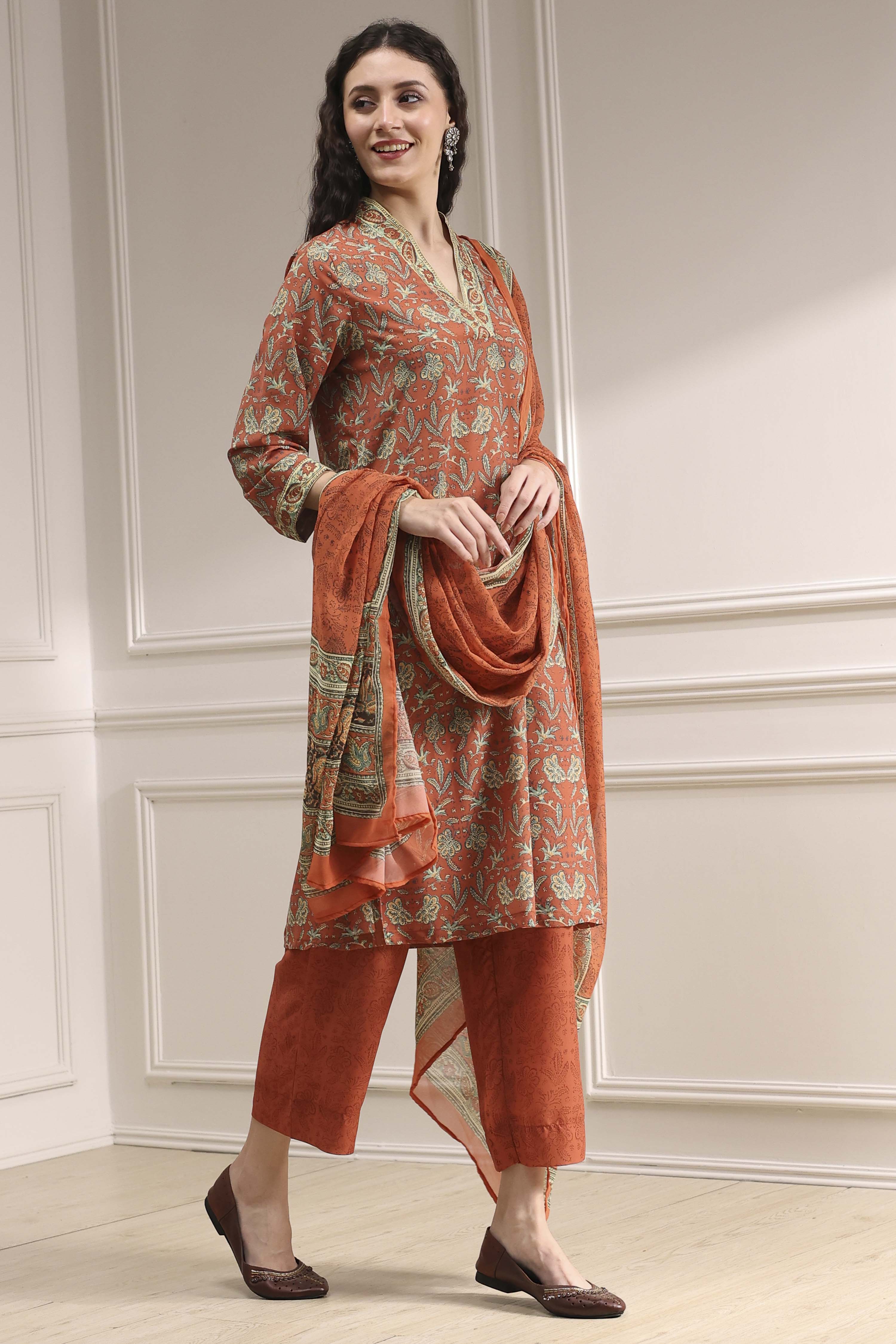 Blue Printed Straight Suit Set image number 5