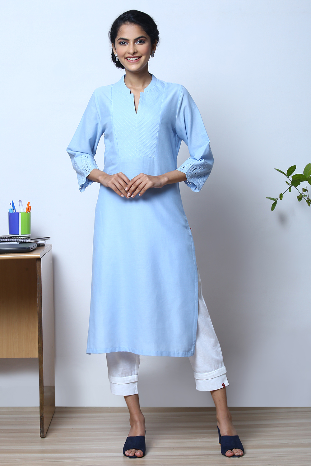 Powder Blue Cotton Flax Straight Kurta image number 0