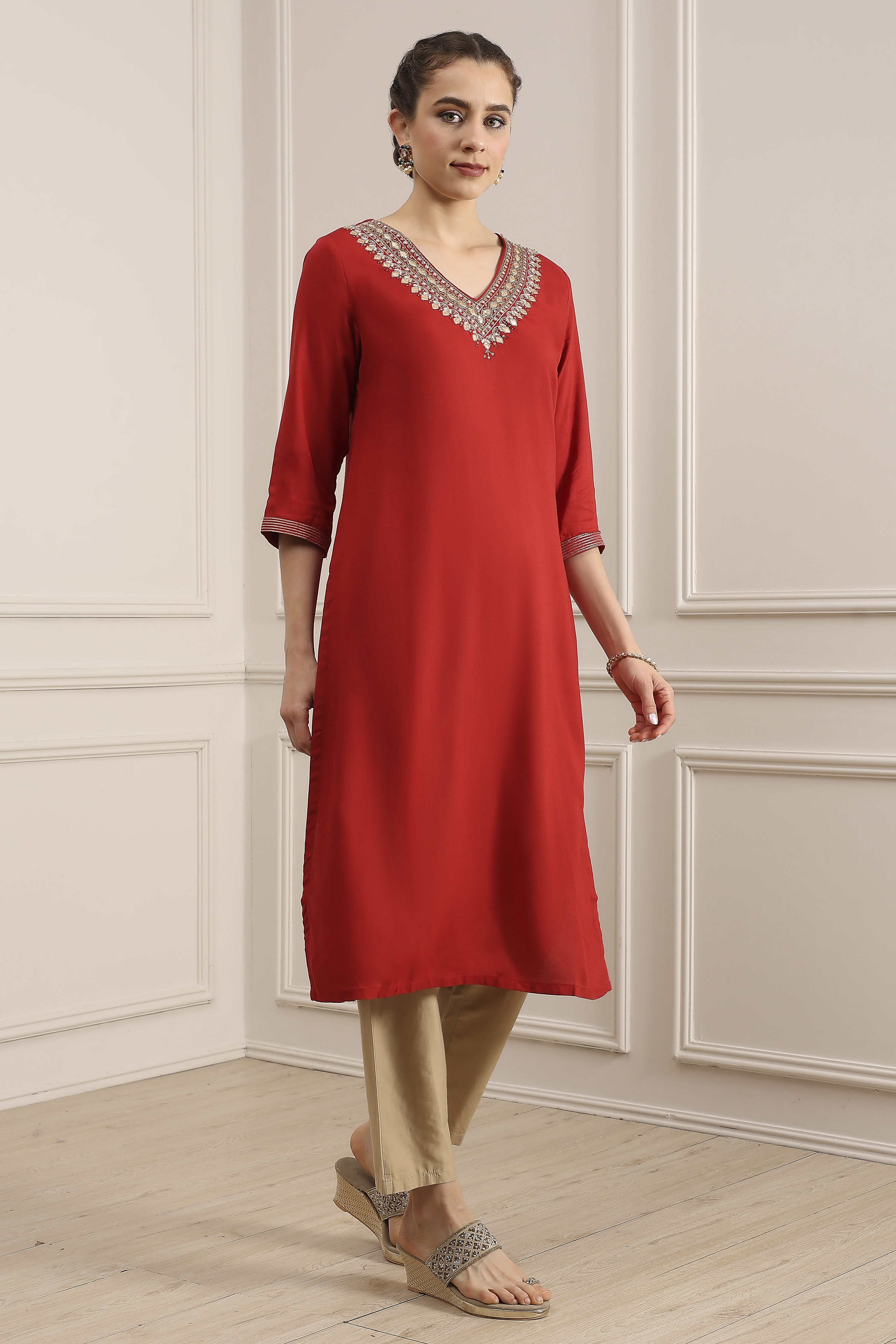Blue Solid Straight Kurta image number 4